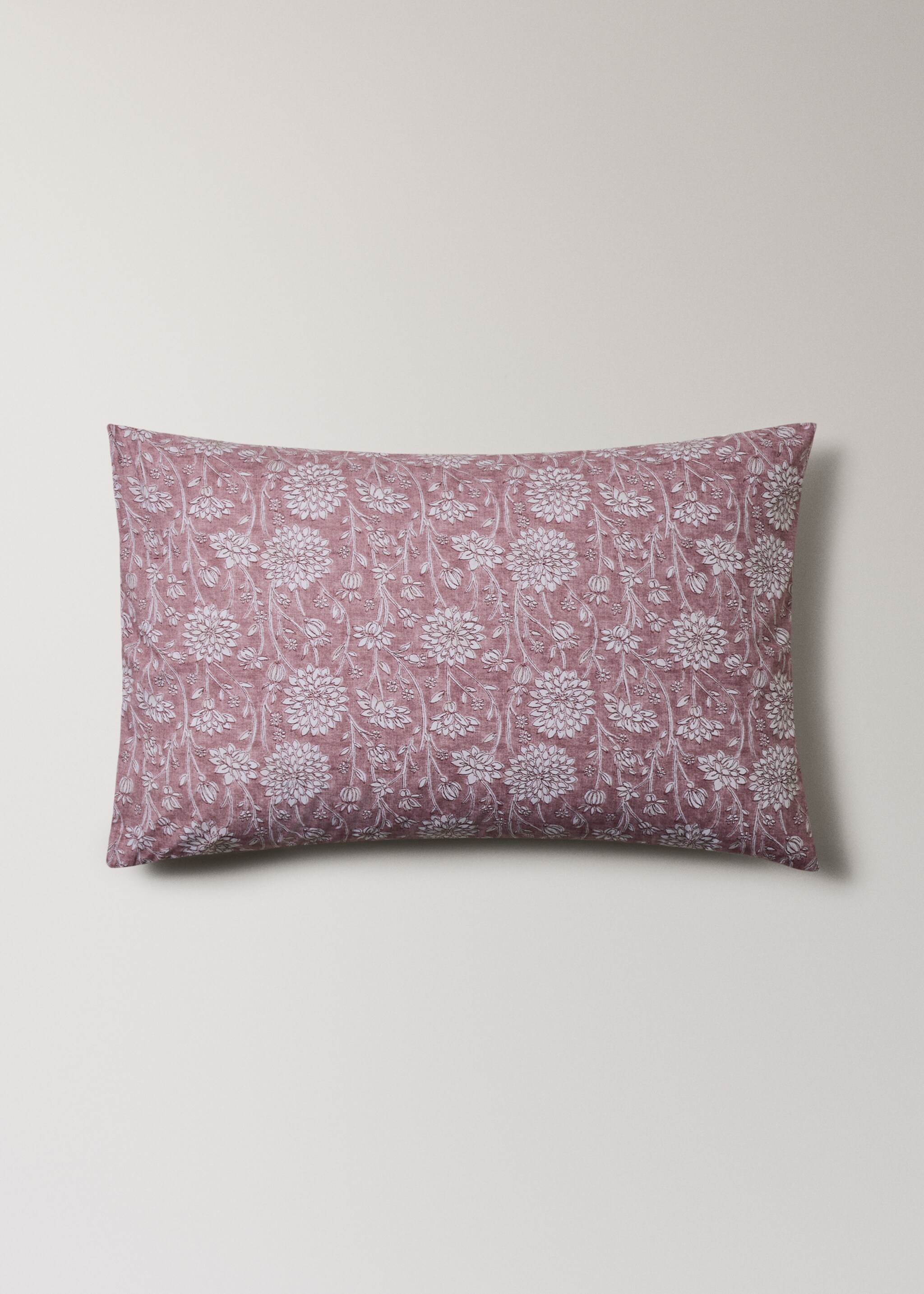 Two pillowcases with fine stripe pattern 50x75 cm - Article without model, Pale Pink. Ref: 27012950-00.