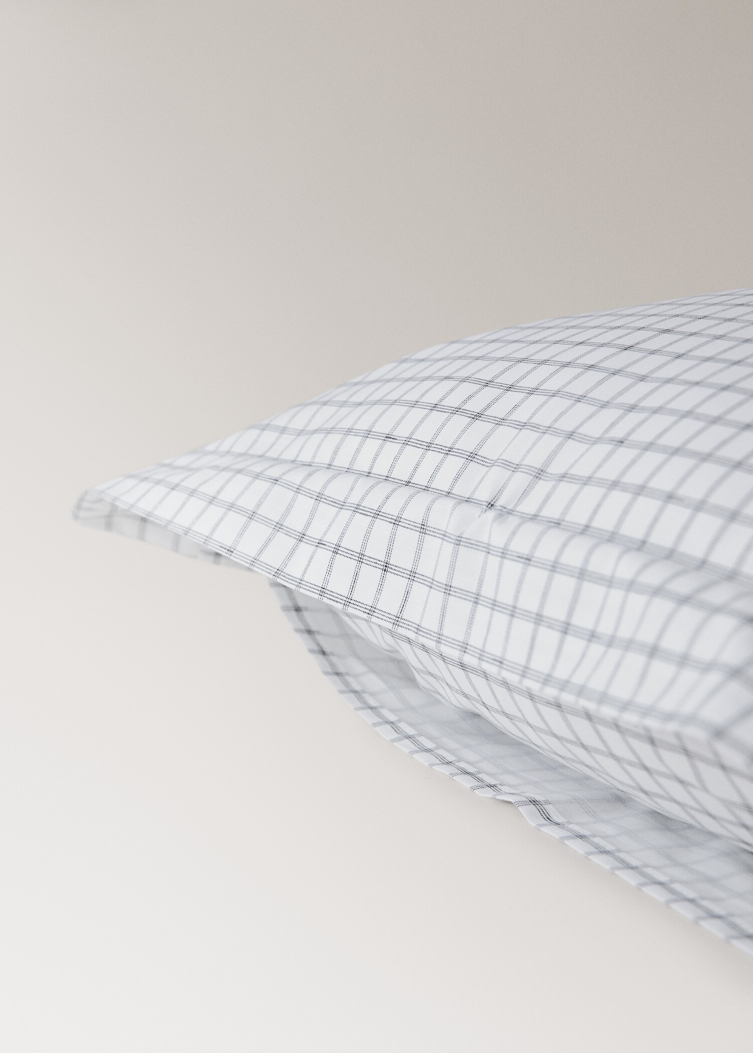 Dos fundas almohada percal cuadros 60x60 cm - Detalle del artículo 2