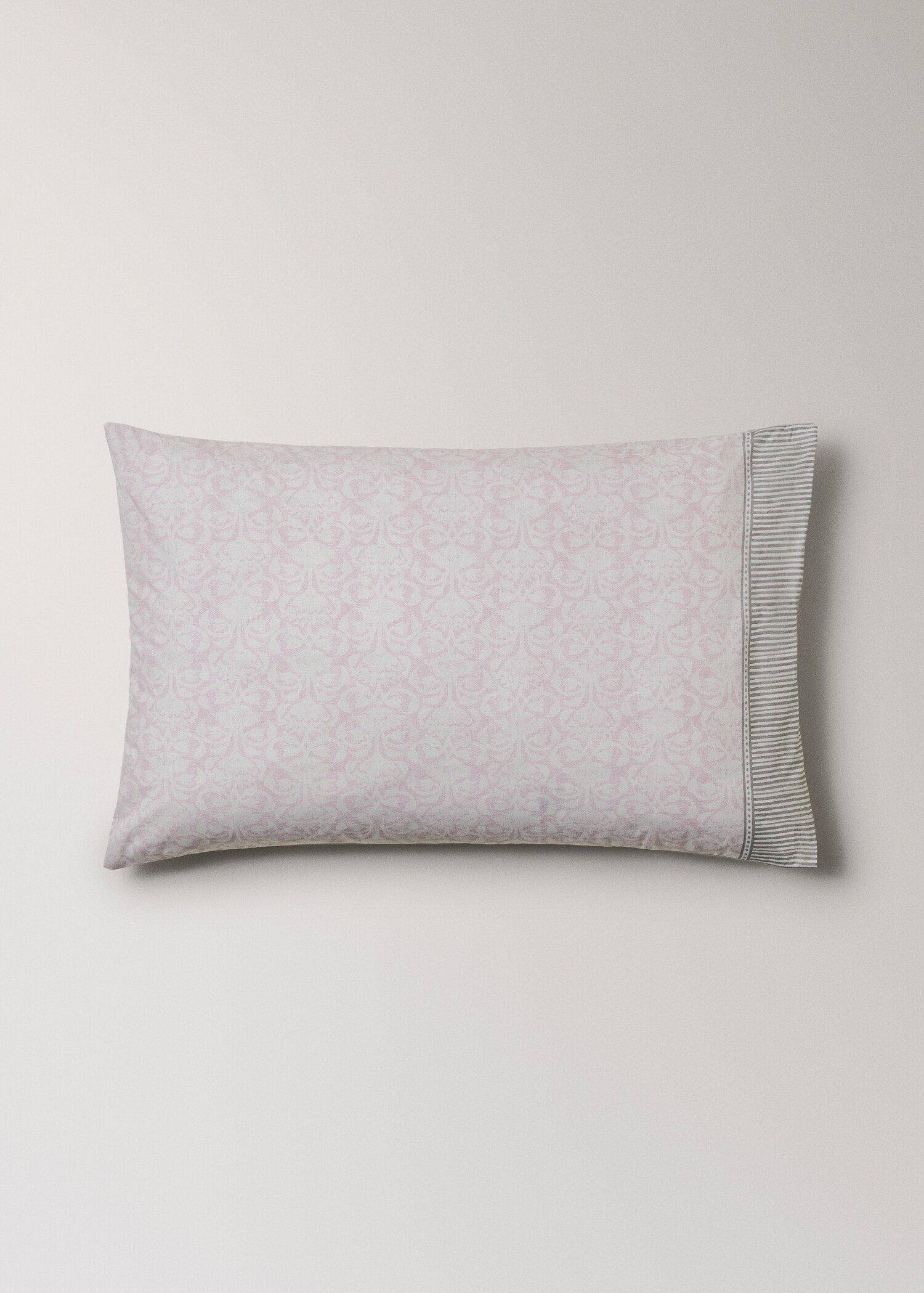 Taies d'oreiller percale de coton motif fleuri frise 50x75 cm - Article sans modèle