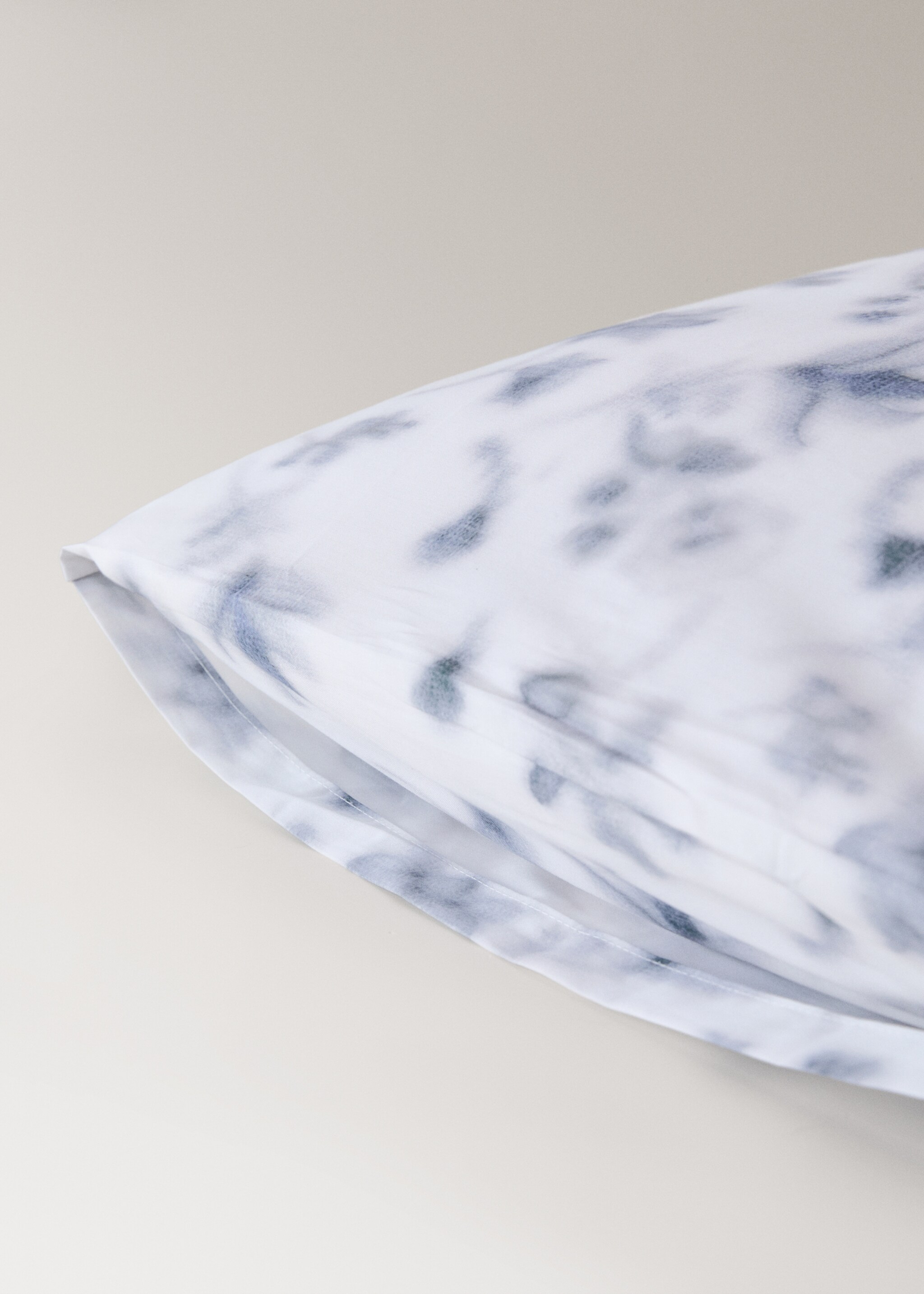 Two faded floral percale pillowcases 50x75 cm - Details of the article 2, Blue. Ref: 27012959-00.