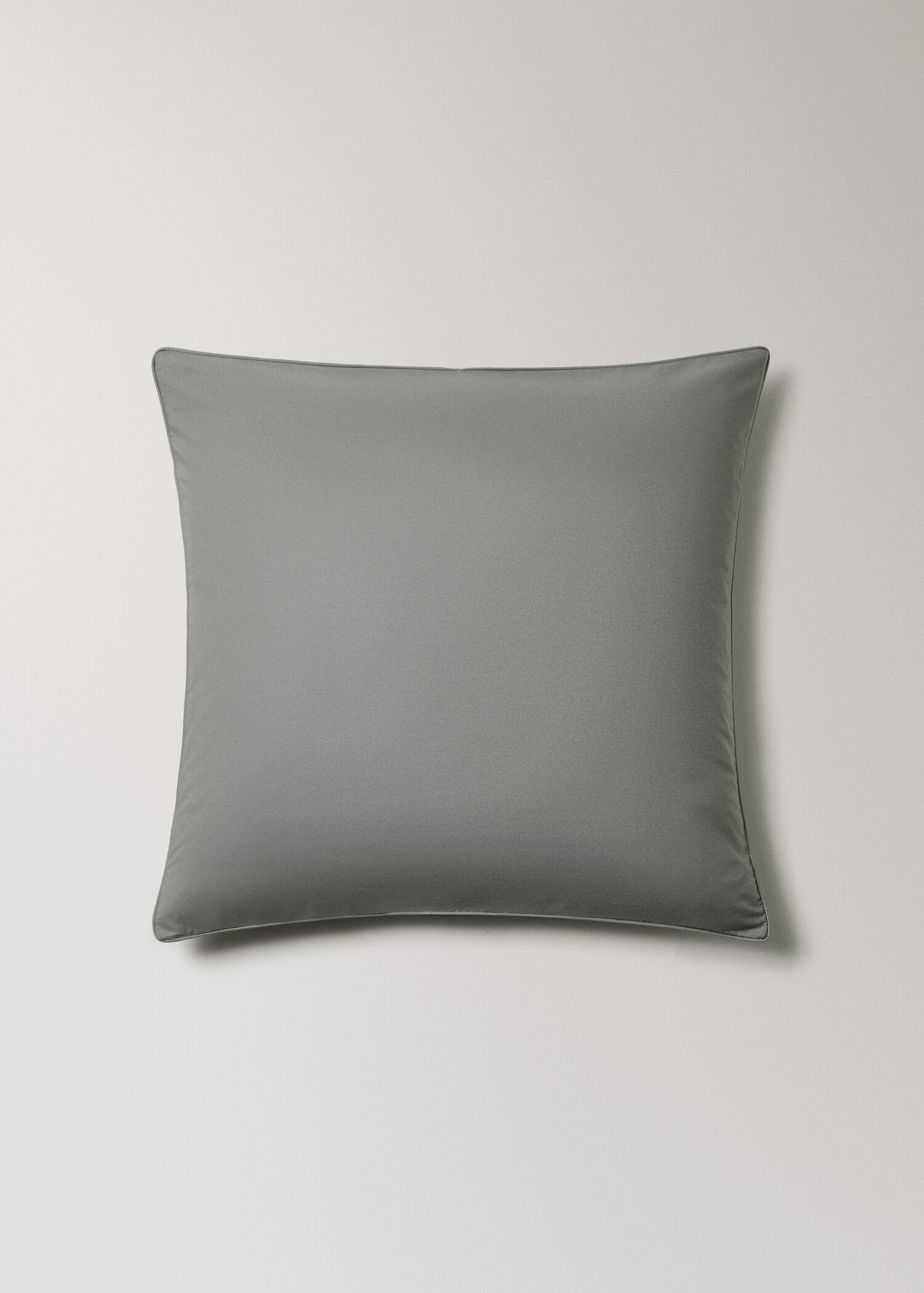 Two 500-thread count cotton percale pillowcases with rounded piping detail 60x60 cm - Article without model