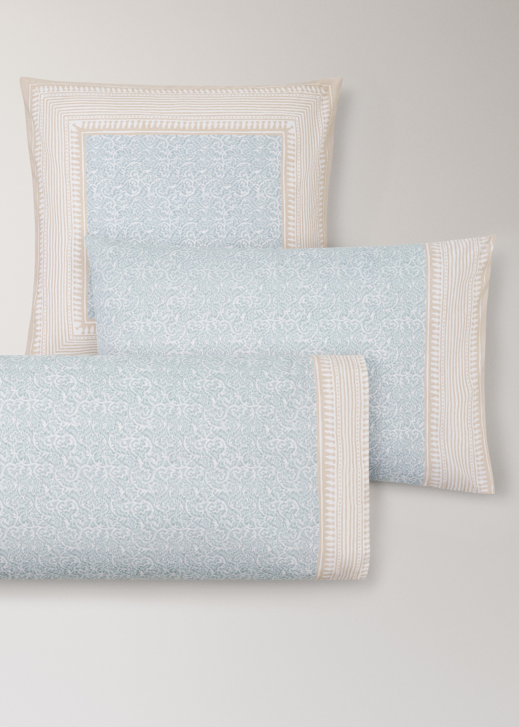 Decorative floral percale pillowcase with striped trim 45 x 110 cm - Details of the article 3, Pastel Green. Ref: 27012967-00.