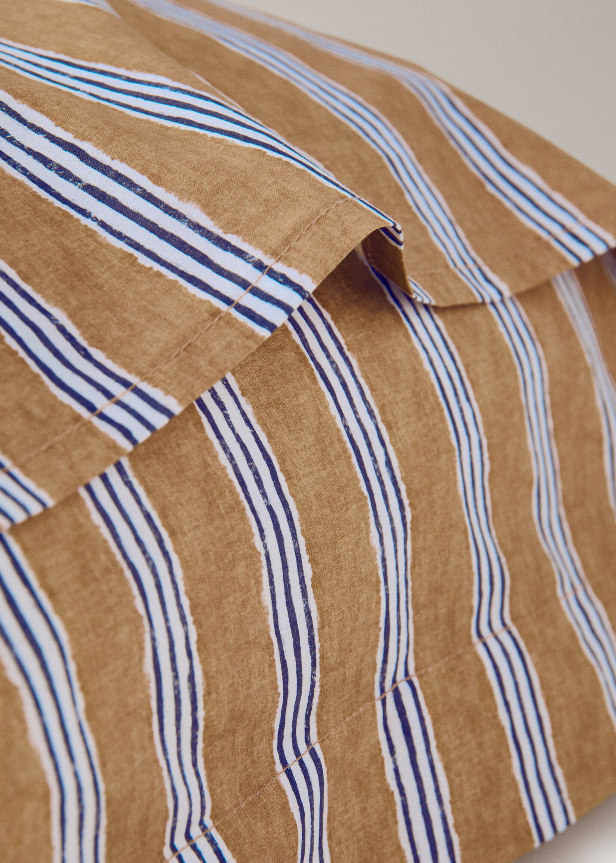 Two tricolour striped percale cotton pillowcases 50x75 cm - Details of the article 1, Ochre. Ref: 27012971-00.