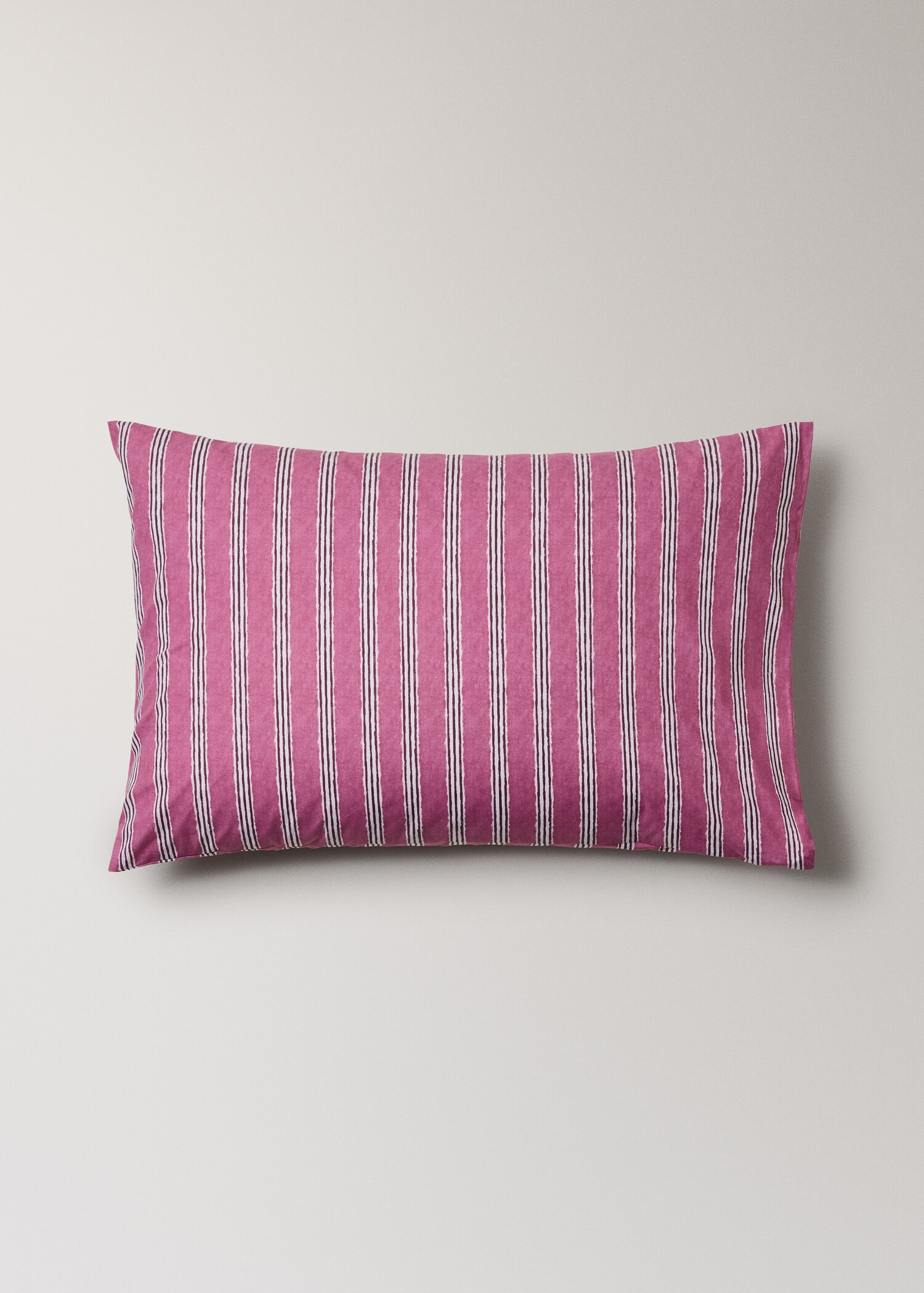 Two tricolour striped percale cotton pillowcases 50x75 cm - Article without model