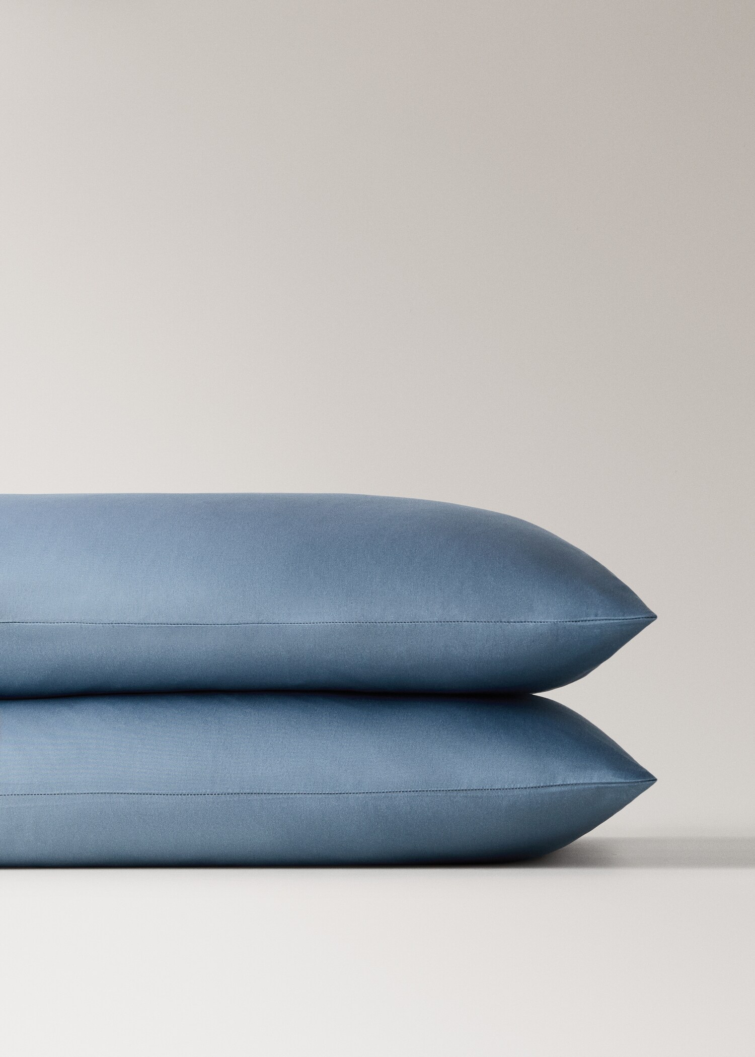 Дві наволочки з бавовняного сатину з градієнтом 50x75 см - Детальніше про товар 3