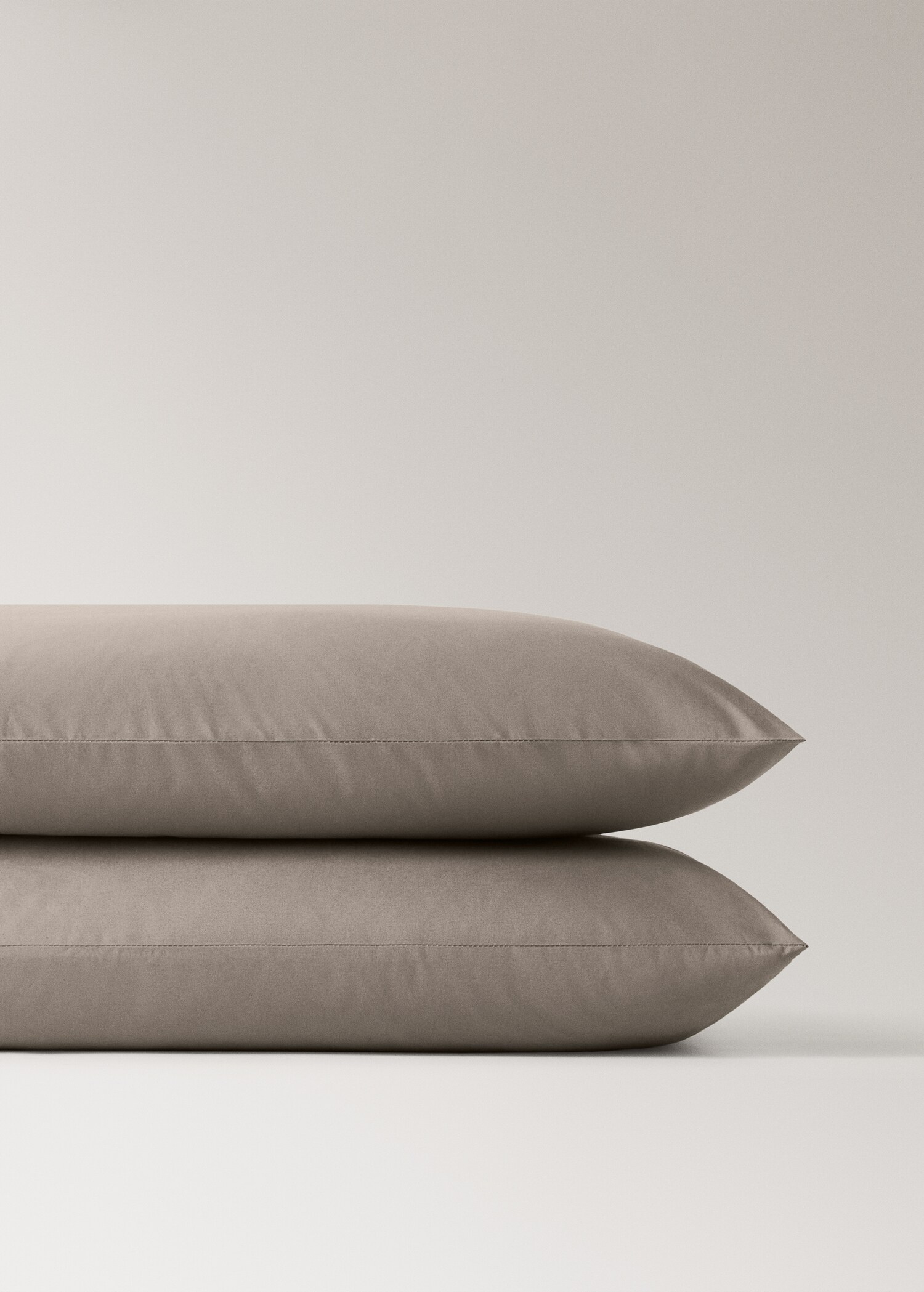 Two 300-thread count cotton percale pillowcases 50x75 cm - Details of the article 1