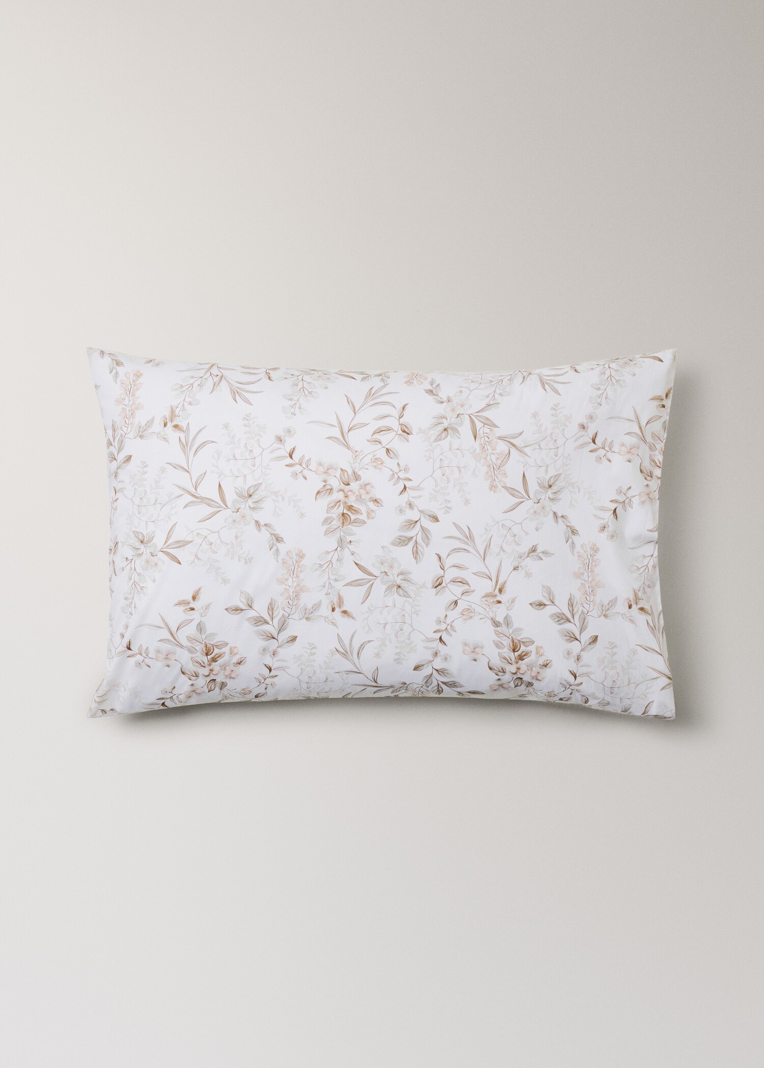 Two garden floral print pillowcases 50x75 cm - Article without model