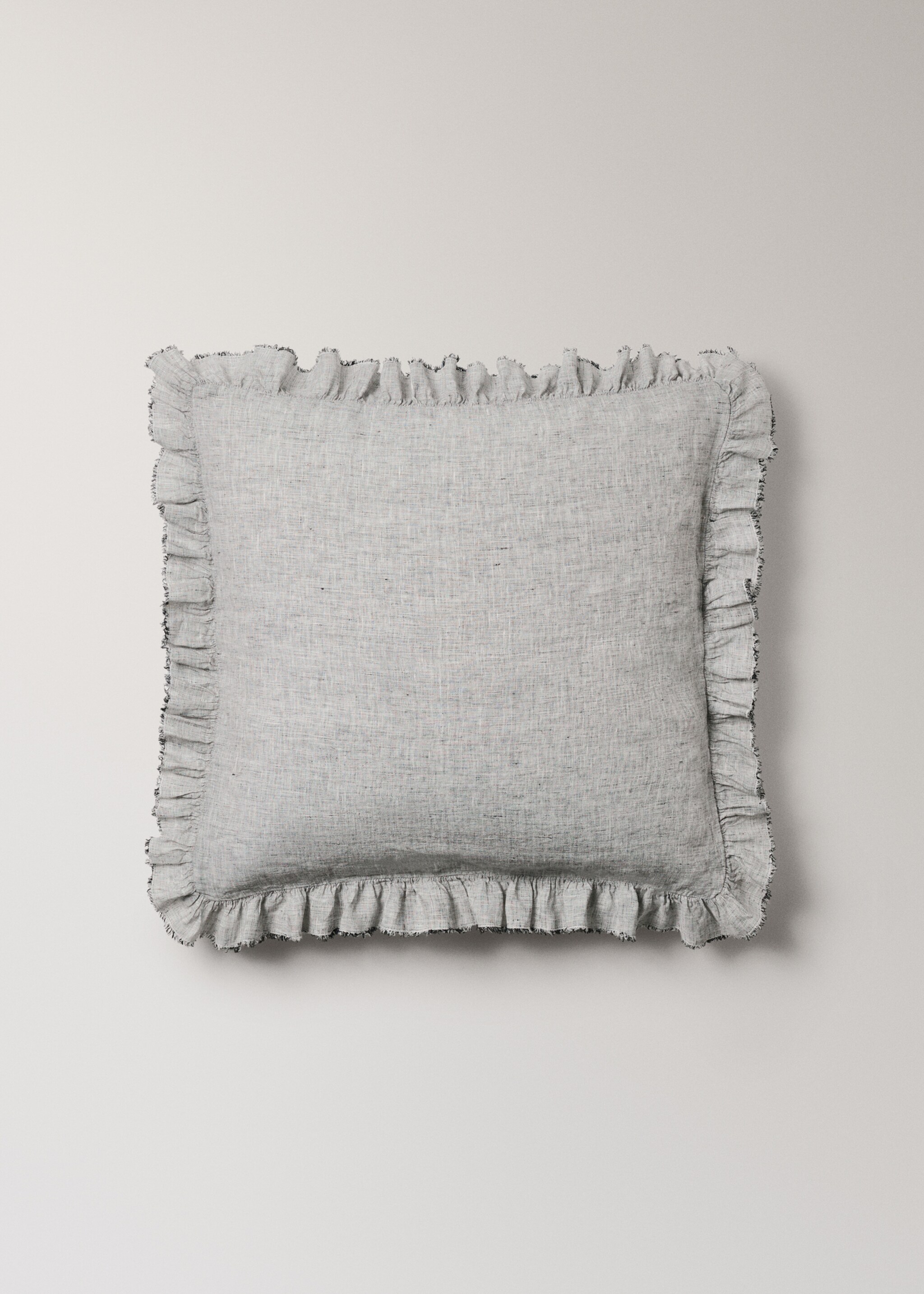 Linen pillowcase with ruffles 60x60 cm - Article without model, Dark Heather Grey. Ref: 27012989-00.