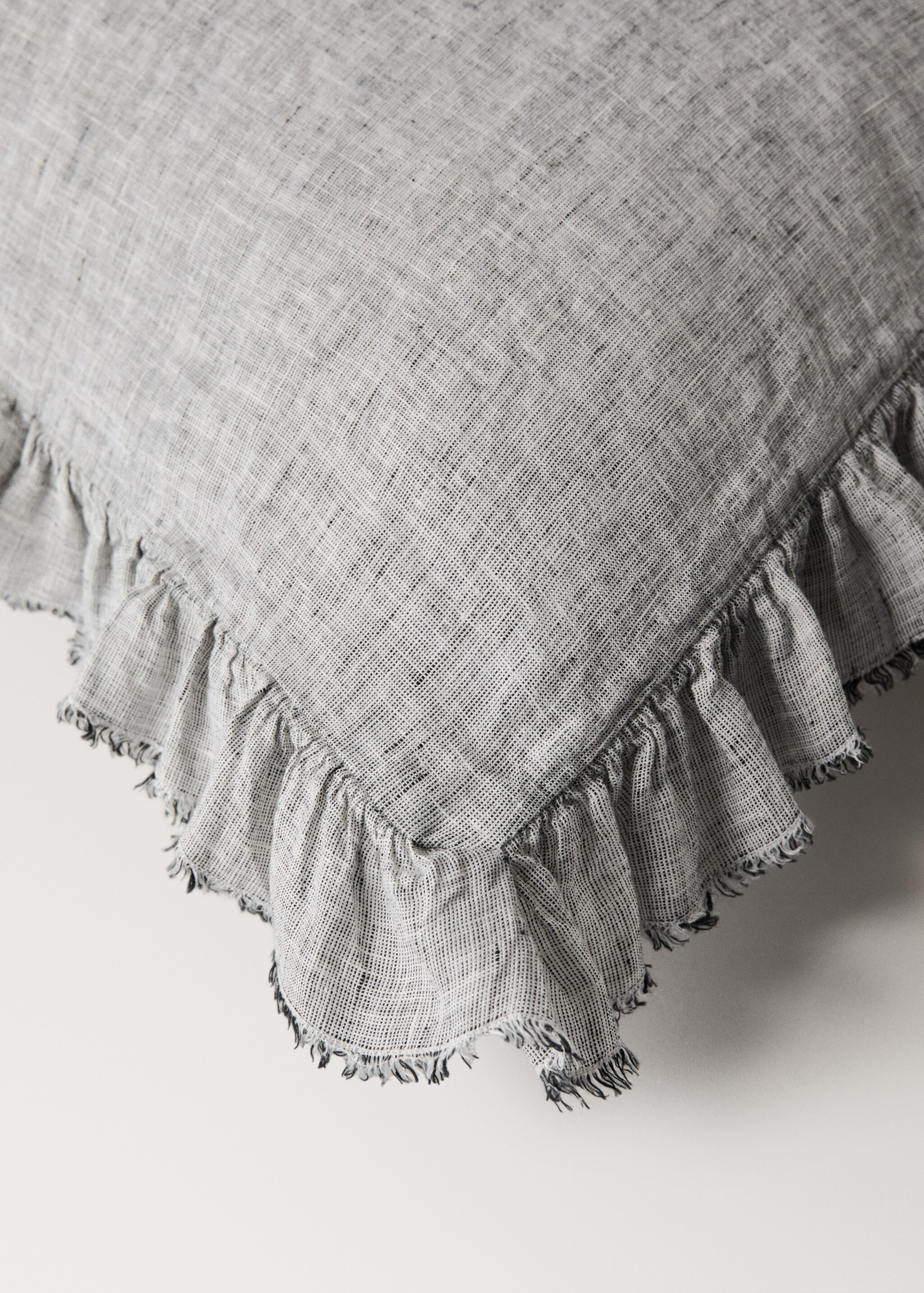 Linen pillowcase with ruffles 60x60 cm - Details of the article 1, Dark Heather Grey. Ref: 27012989-00.
