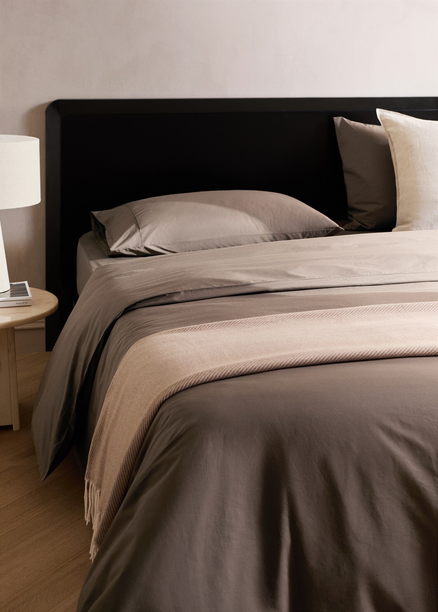 300 threads count cotton percale duvet cover Queen bed - Details of the article 7