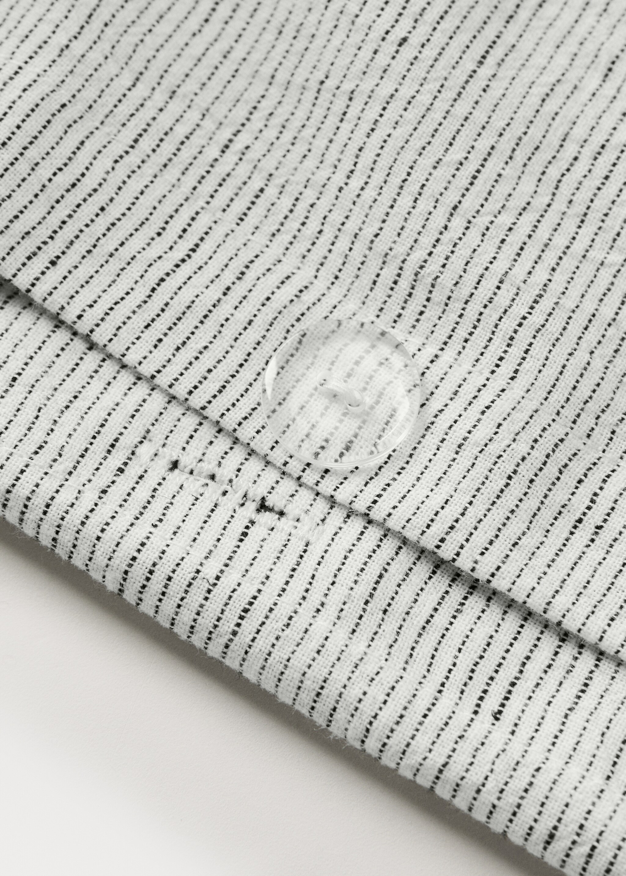 Cotton linen duvet cover with thin stripes King Bed - Details of the article 2, Grey. Ref: 27013271-00.