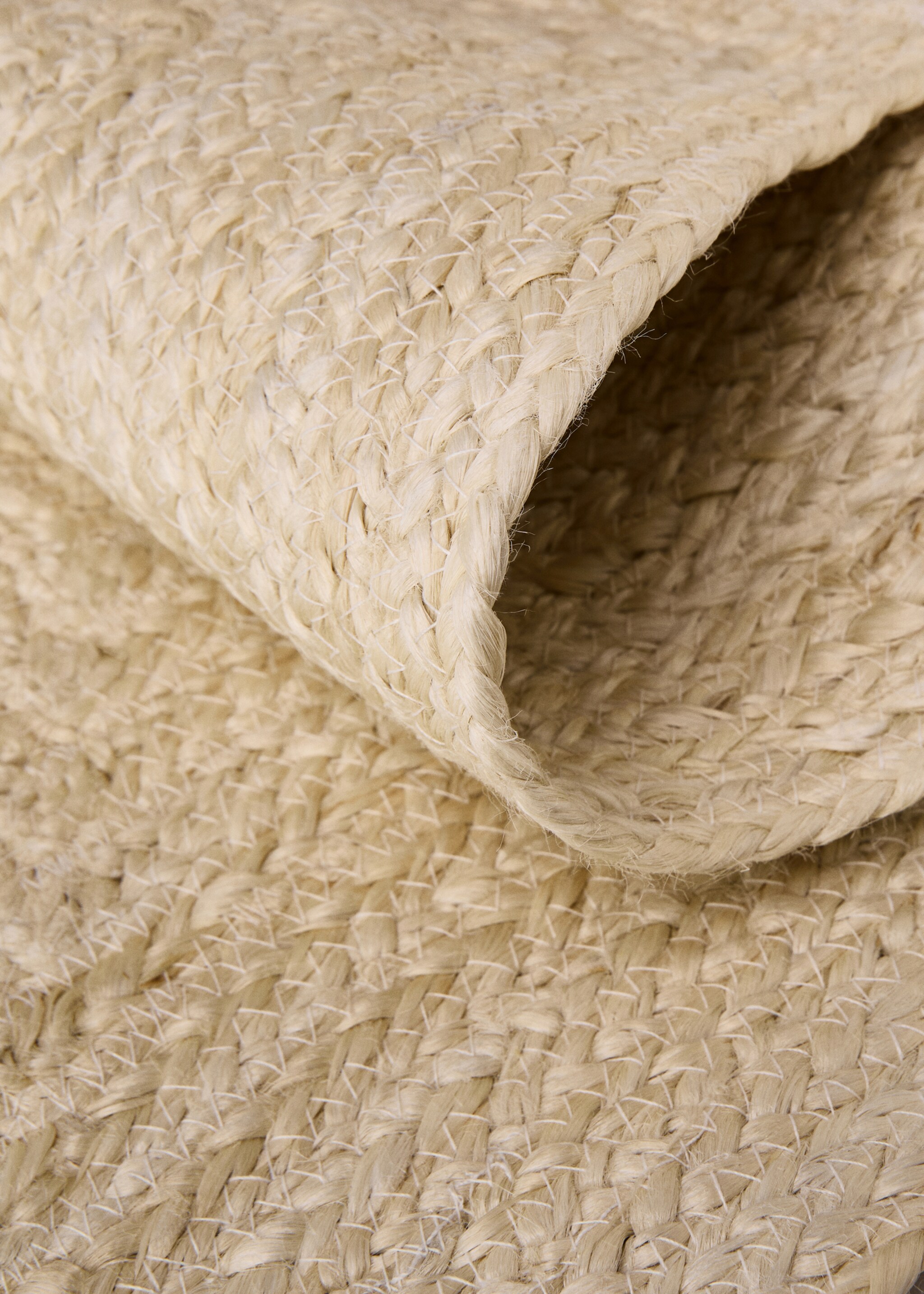 Medium bleached braided jute rug - Details of the article 2, Sand. Ref: 27013288-00.