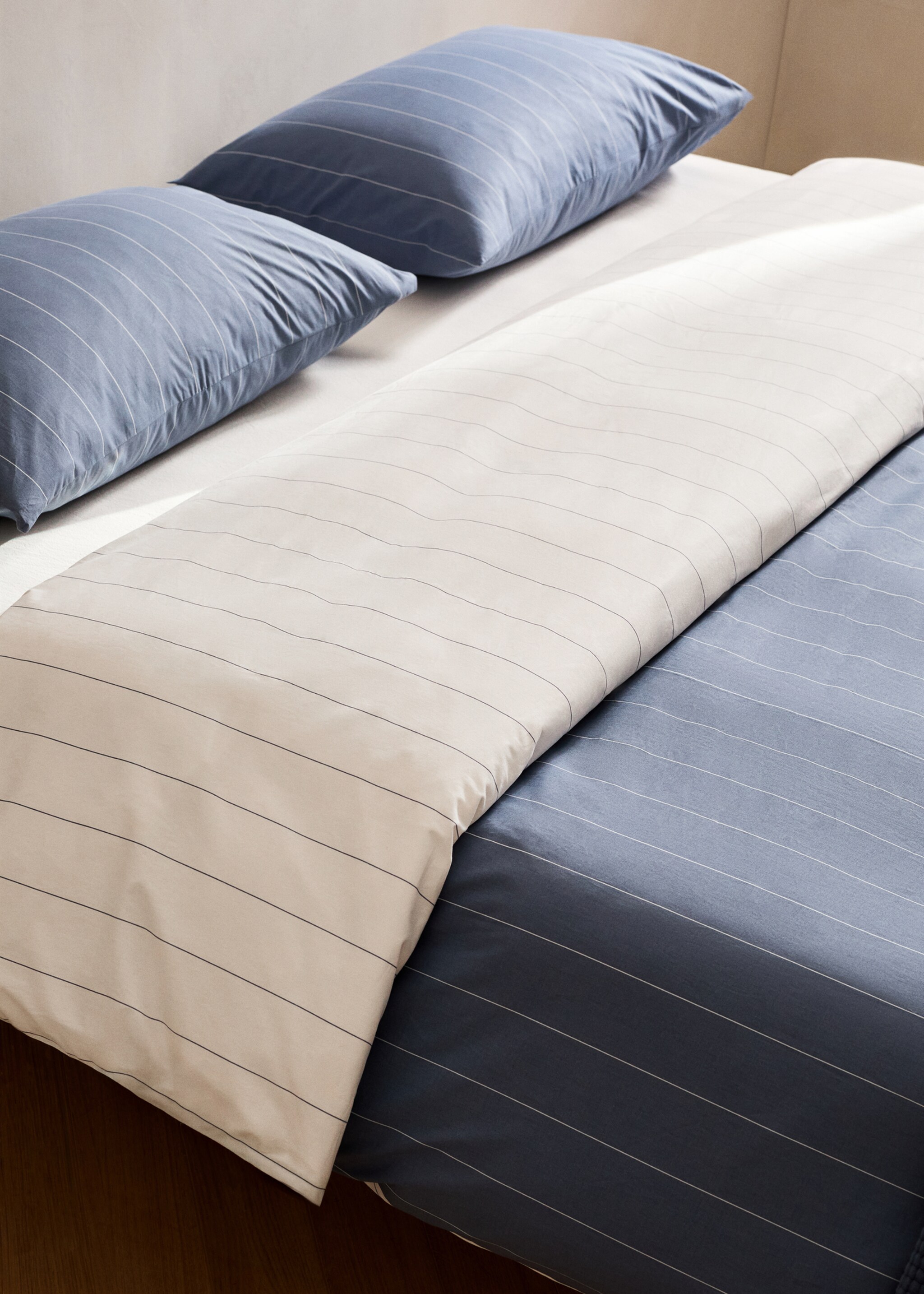 100% cotton reversible striped duvet cover for 180/200 cm bed - Details of the article 7, Blue. Ref: 27013290-00.