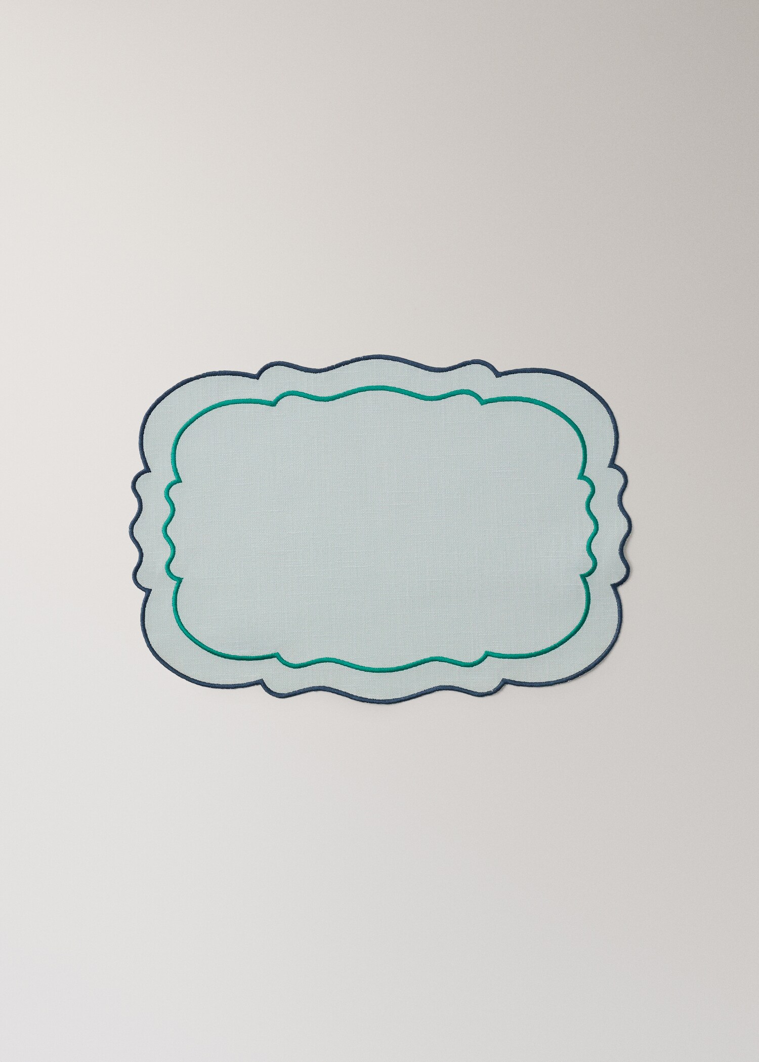 Ατομικό βαμβακερό τραπεζομάντηλο με κύματα - Προϊόν χωρίς μοντέλο