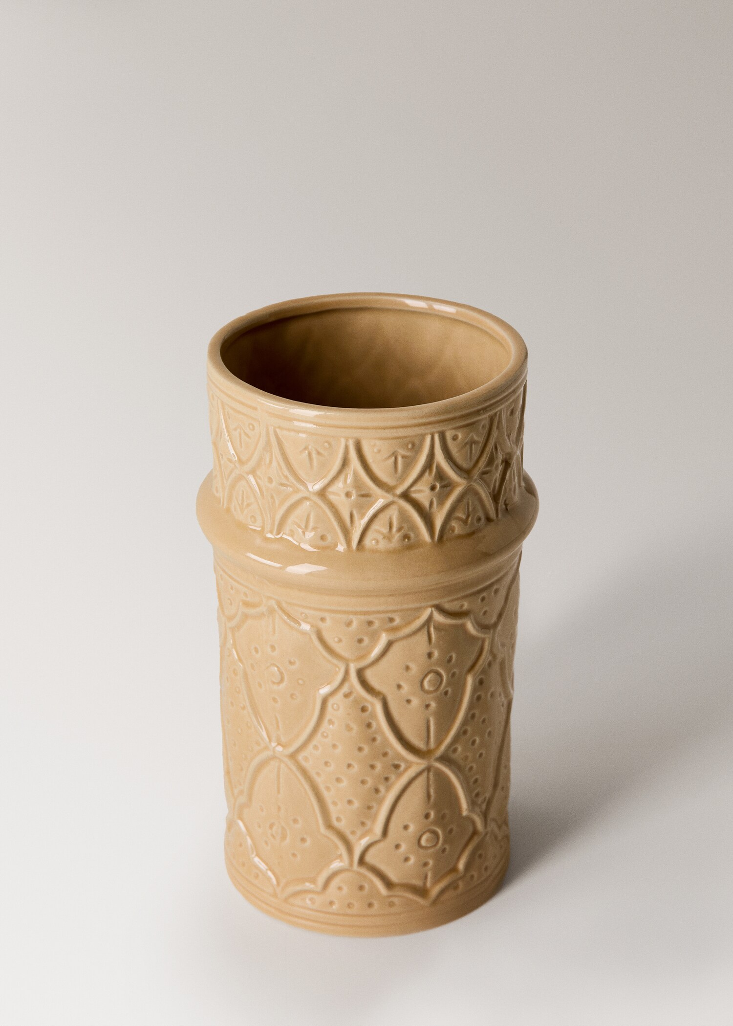 Medium stoneware embossed vase - Details of the article 1