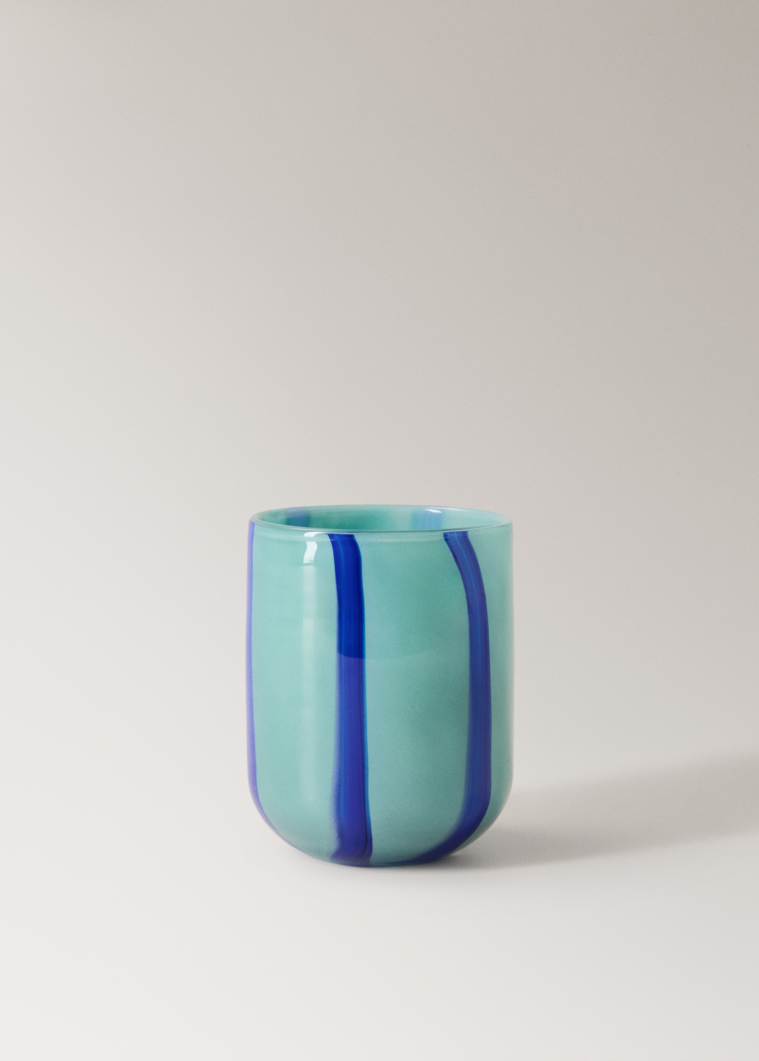 Vase linea - Article sans modèle