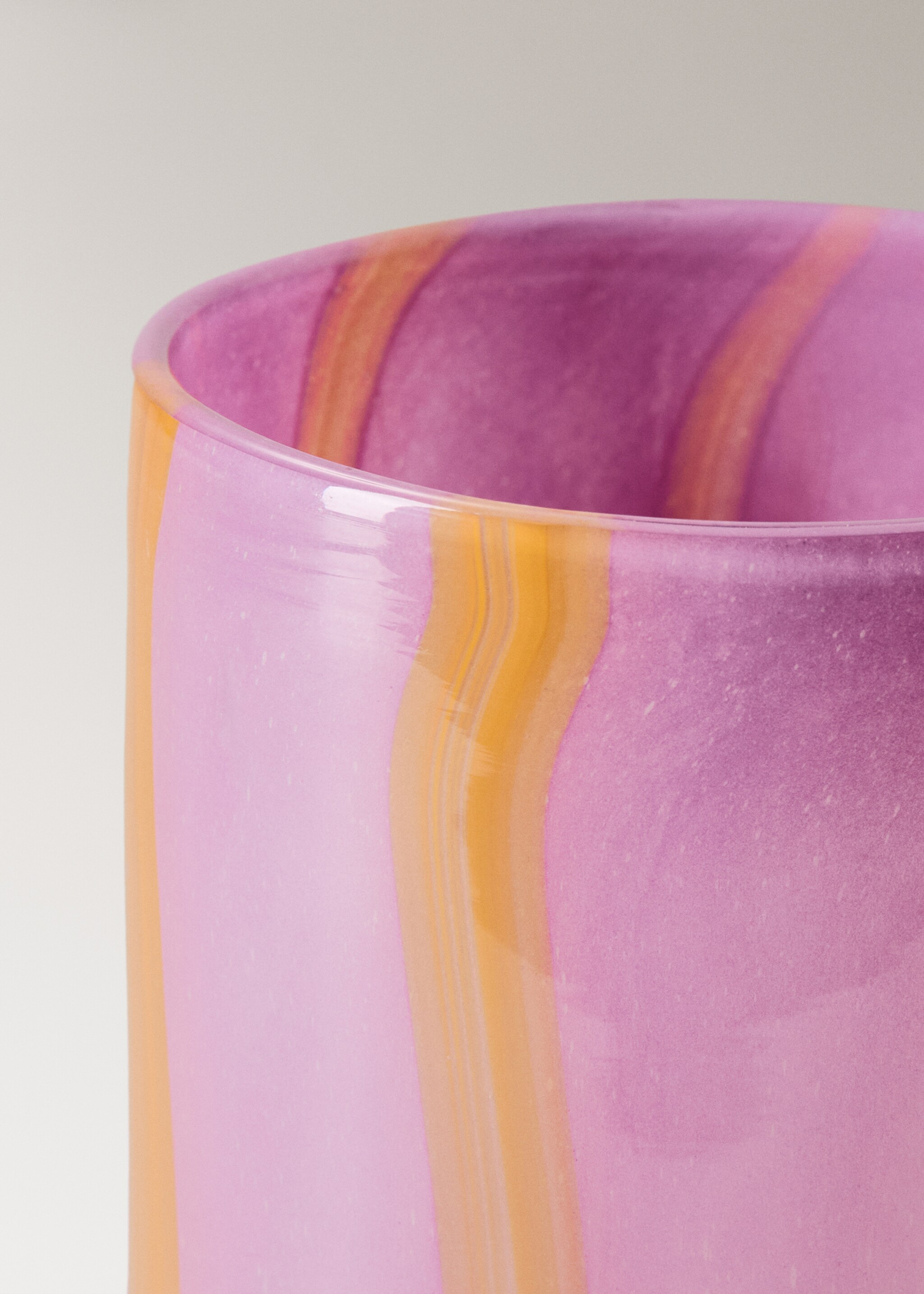 Large colored line glass vase - Details of the article 1, Lilac. Ref: 27013310-00.