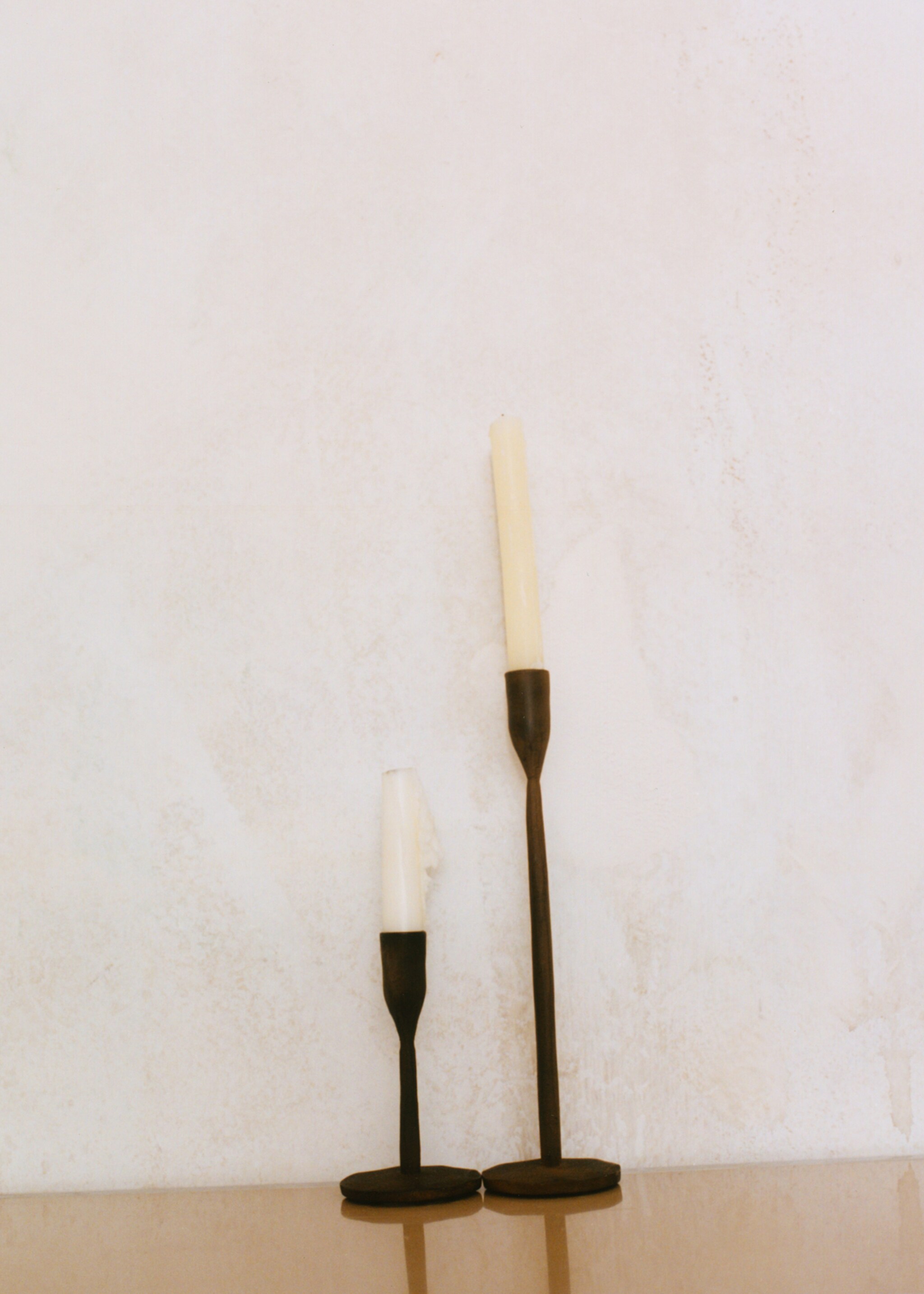 Low iron candle holder - Details of the article 6, Chocolate. Ref: 27013314-00.