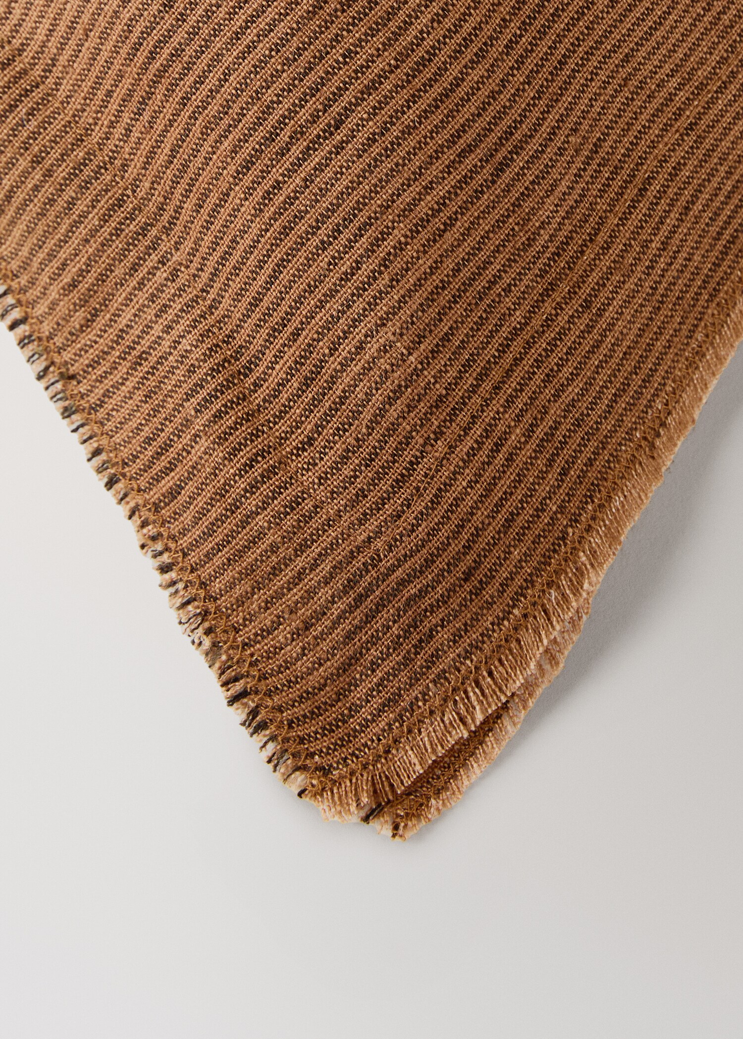 Linen cushion cover with topstitch finish 30x50 cm - Details of the article 1