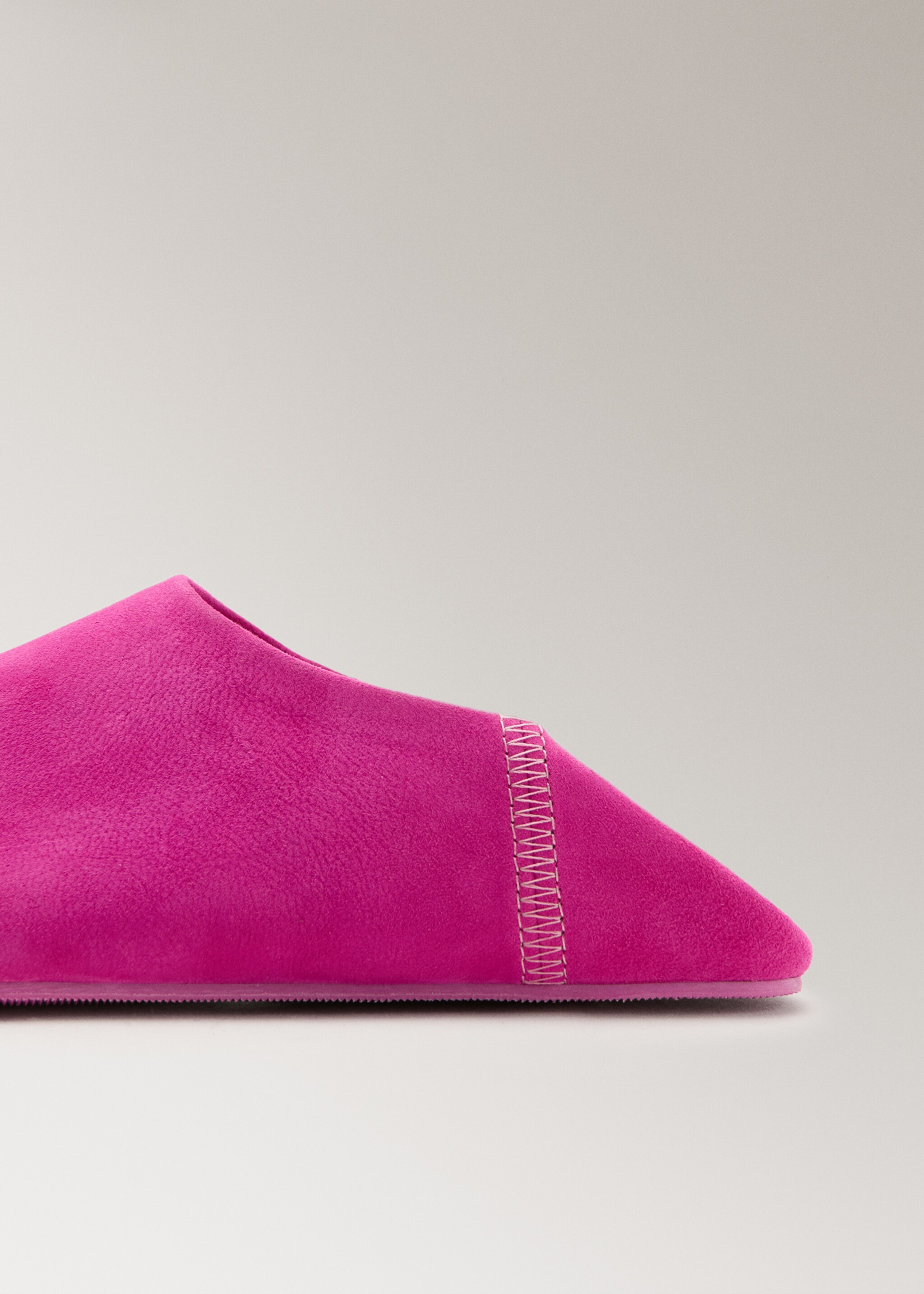 Leather clogs with stitching detail - Details of the article 2, Fuchsia. Ref: 27013319-00.
