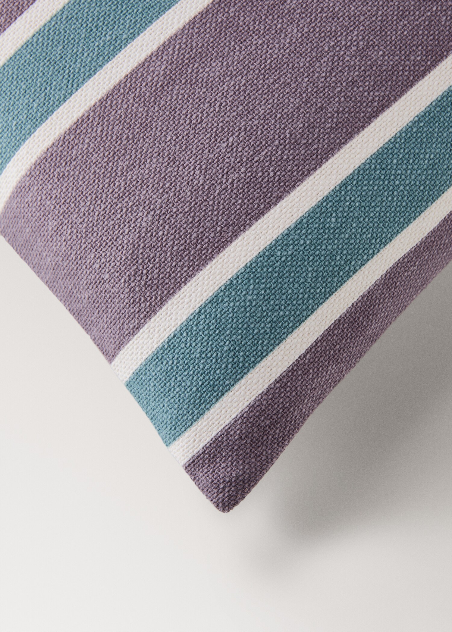 Cotton cushion cover with printed stripes 45x45 cm - Details of the article 1
