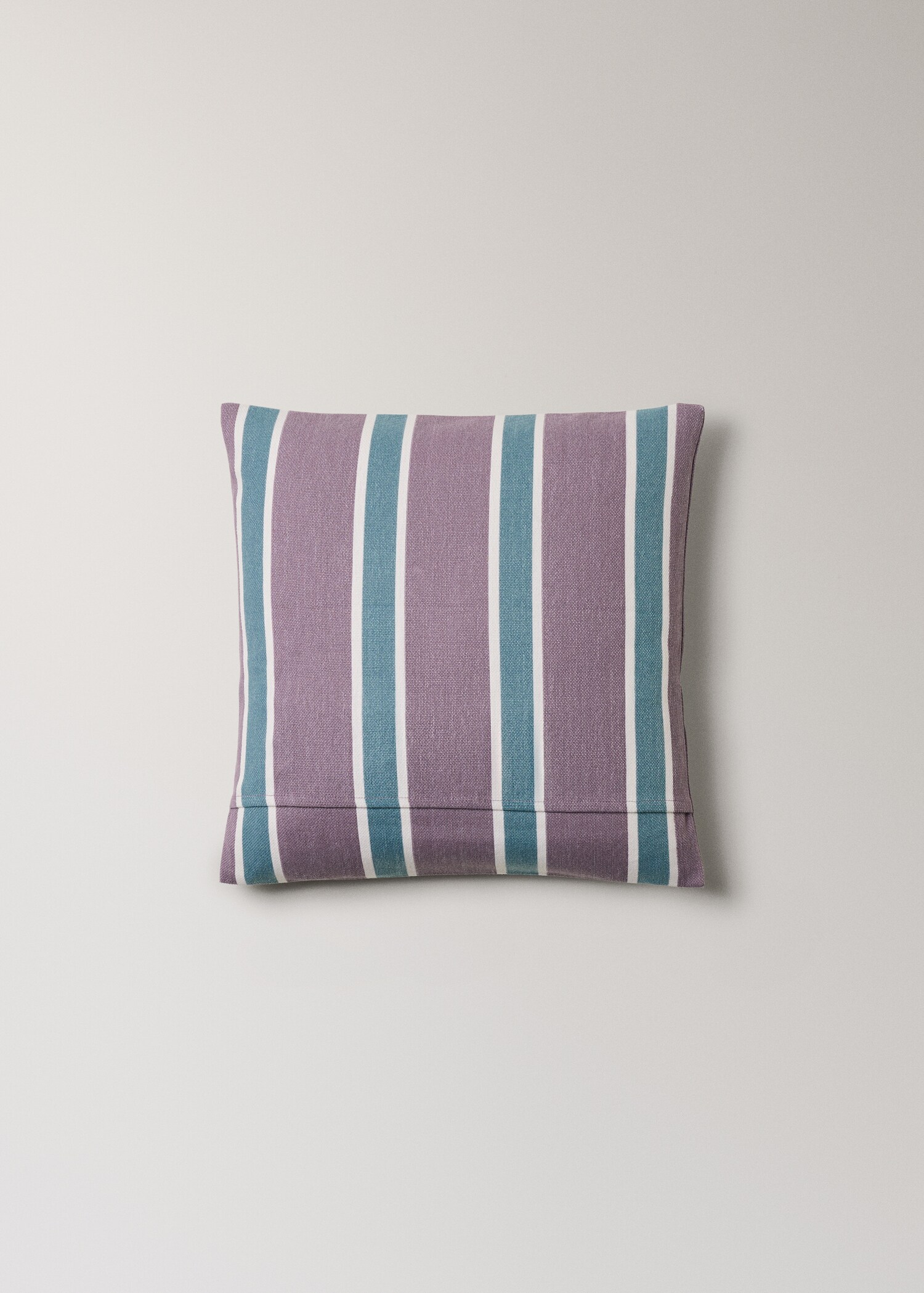 Cotton cushion cover with printed stripes 45x45 cm - Details of the article 4