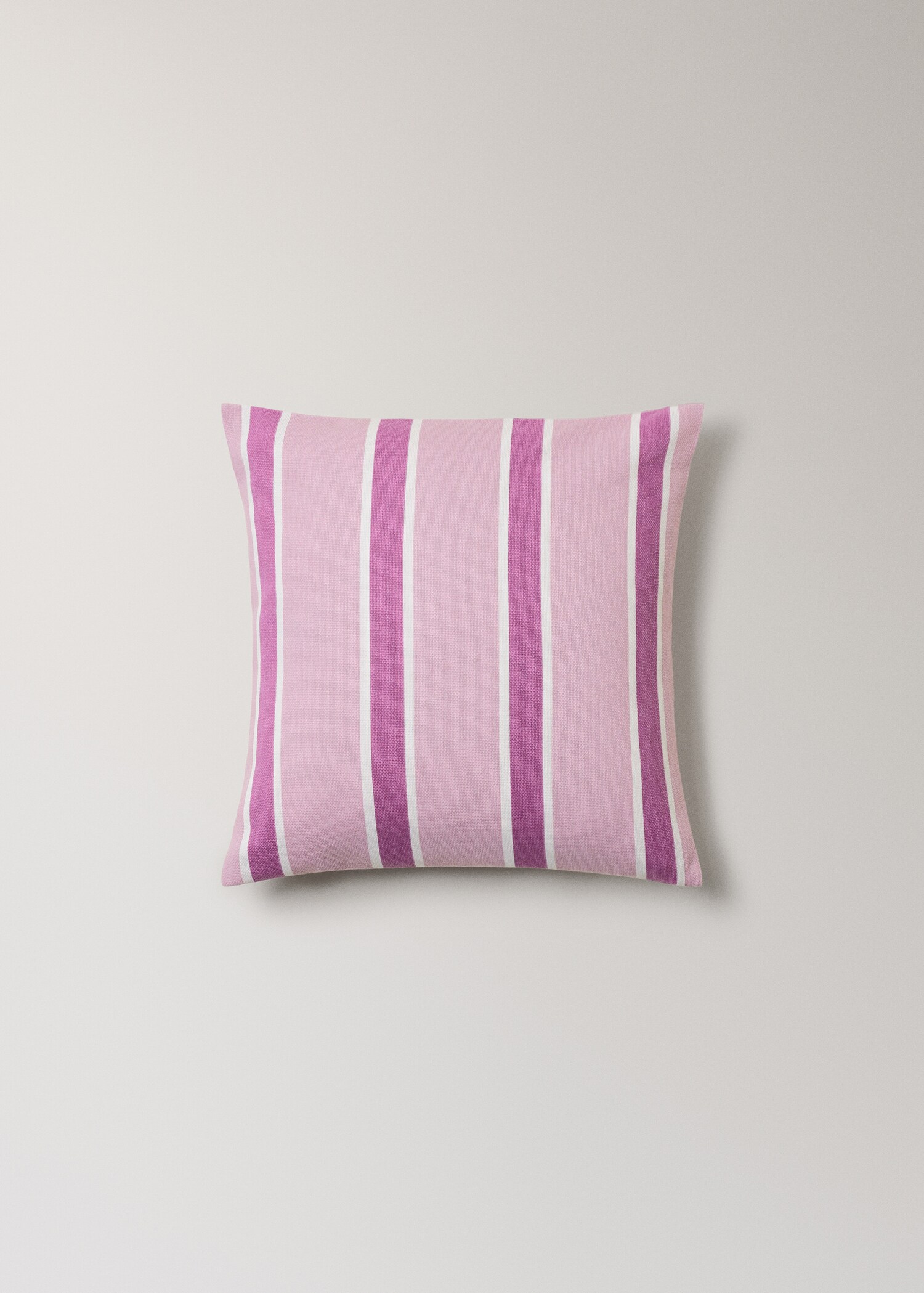 Cotton cushion cover with printed stripes 45x45 cm - Article without model