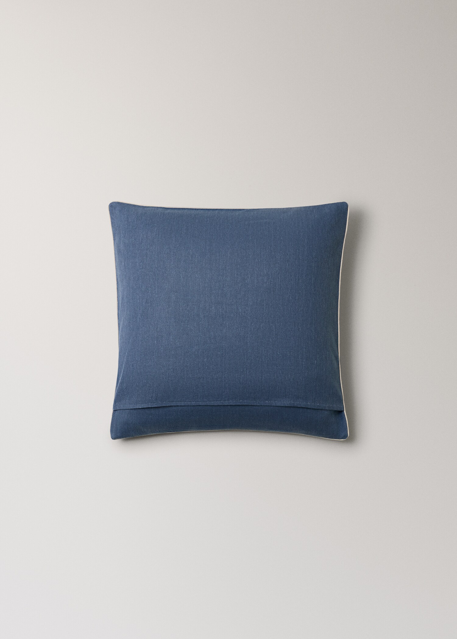 Piping cushion cover 45x45cm - Details of the article 3