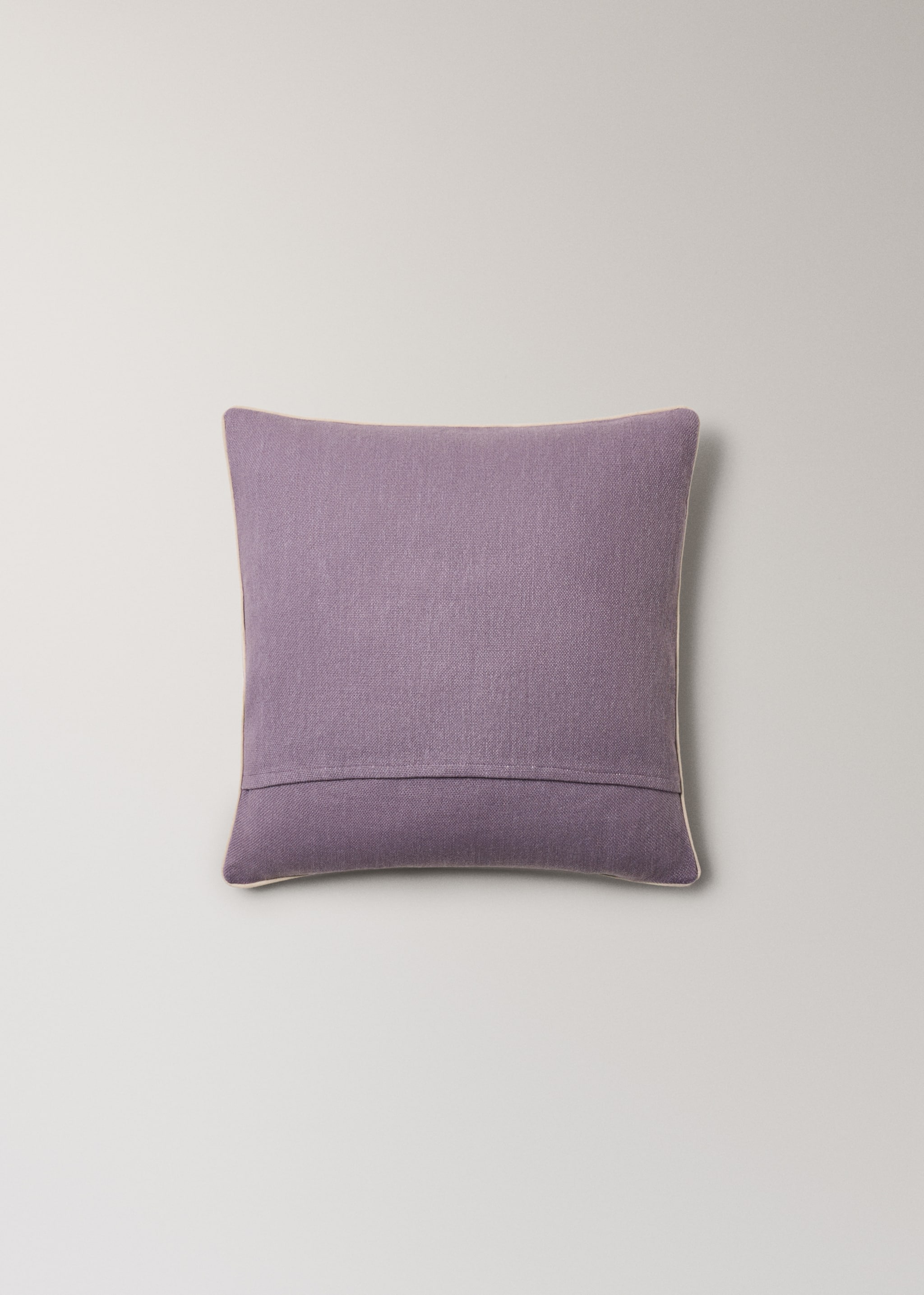 Paspelierter Kissenbezug 45 x 45 cm - Detail des Artikels 4, Brombeere. Ref: 27013323-00.