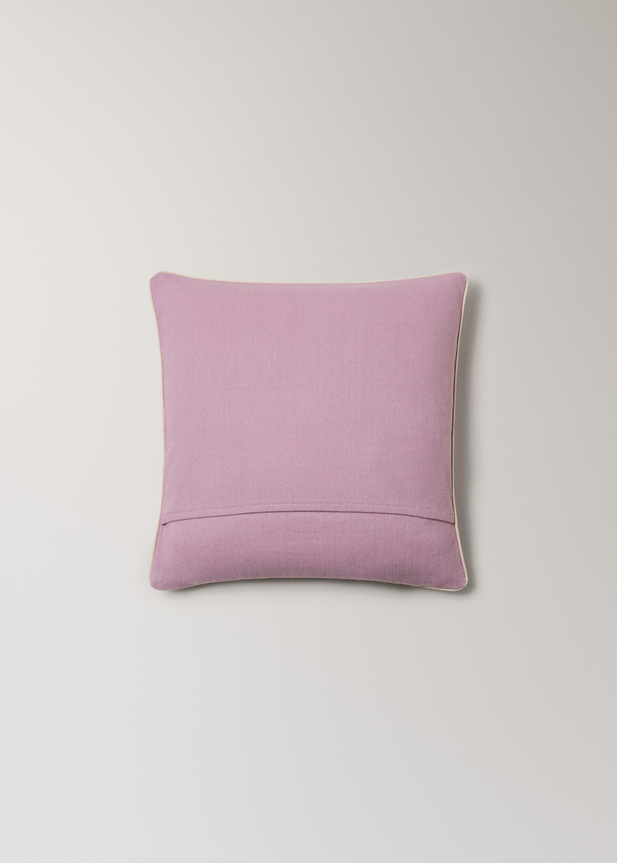 Piping cushion cover 45x45cm - Details of the article 4, Pastel Pink. Ref: 27013323-00.