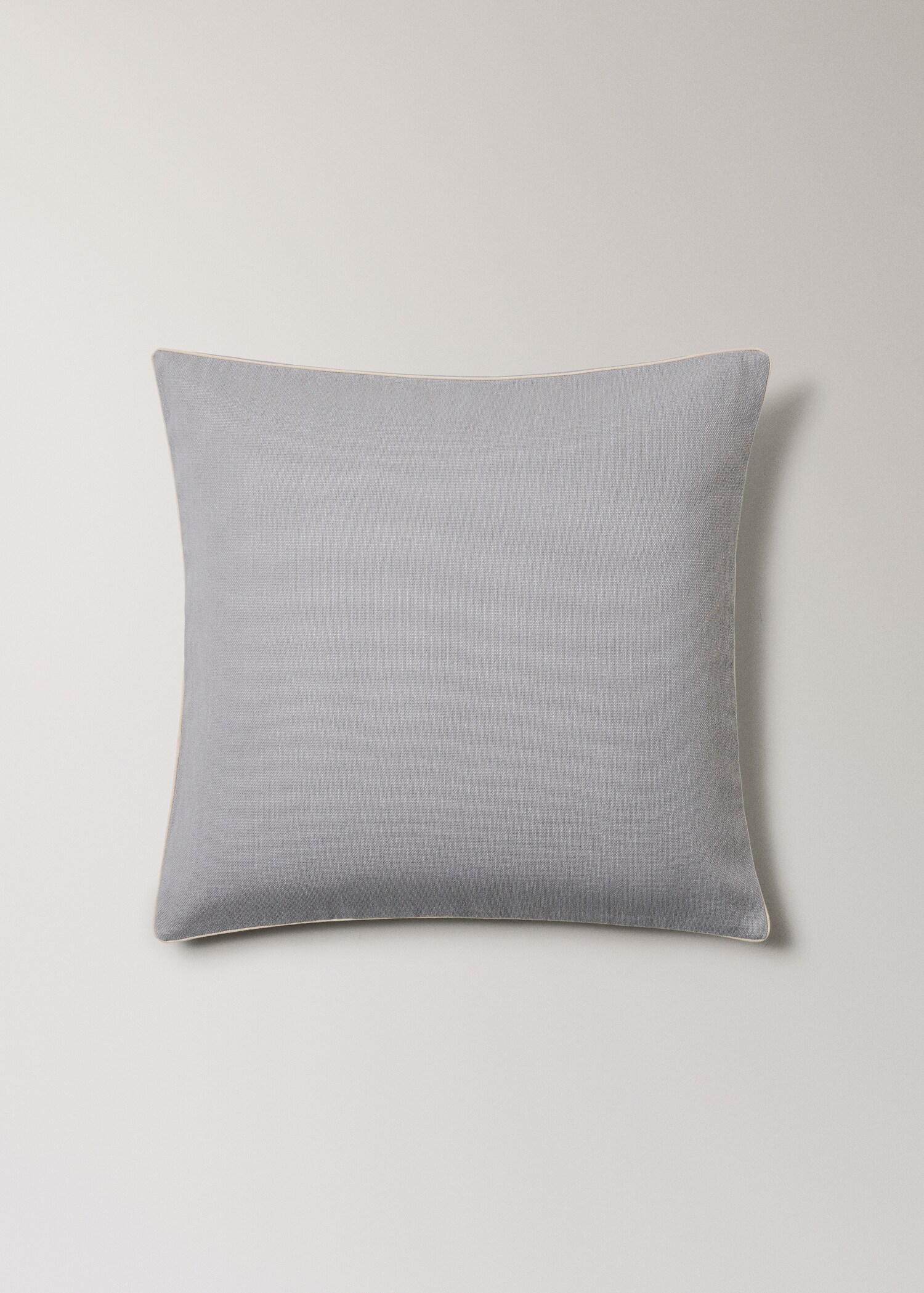 Cotton cushion cover with structure 60x60cm - Article without model