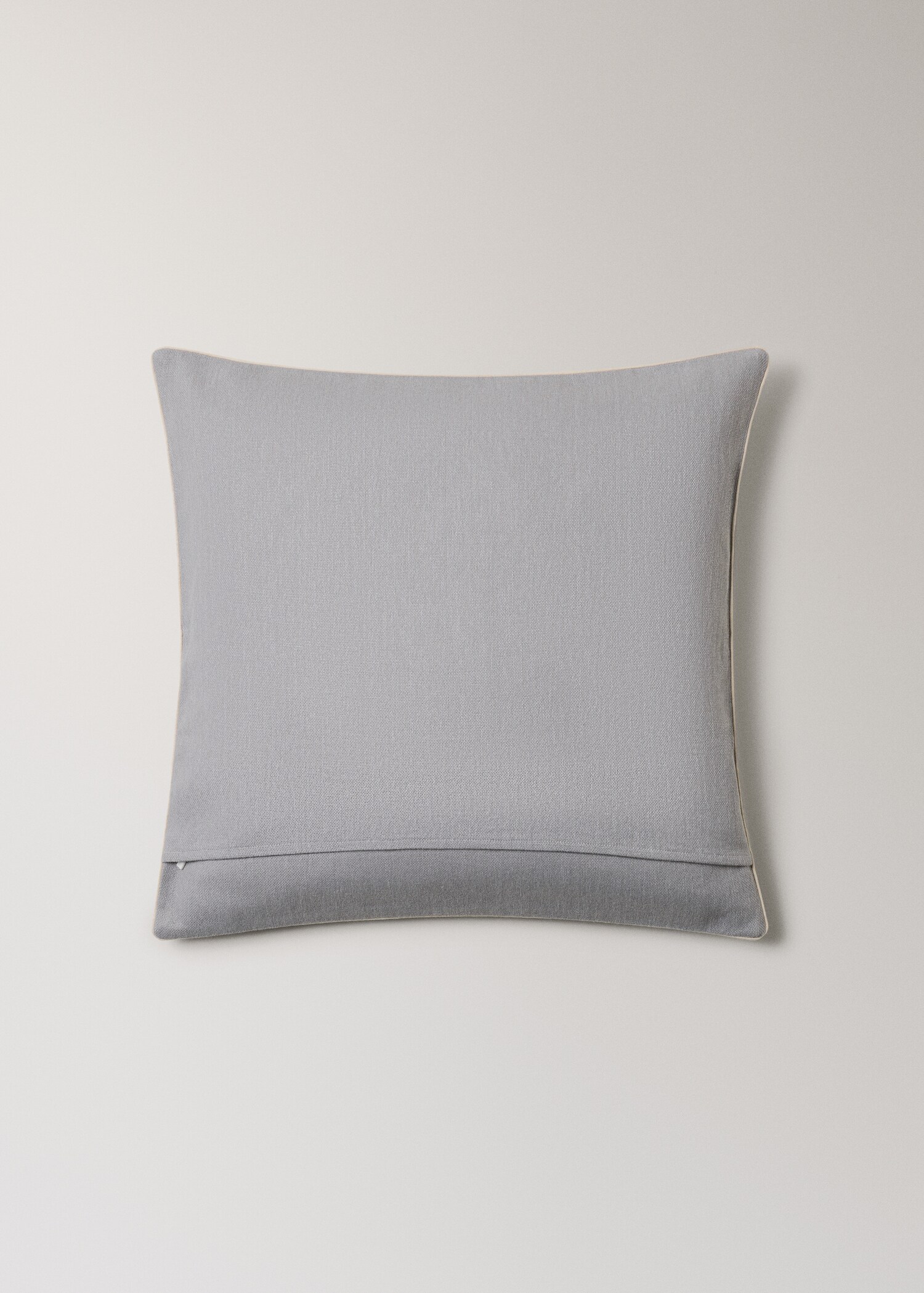 Cotton cushion cover with structure 60x60cm - Details of the article 4
