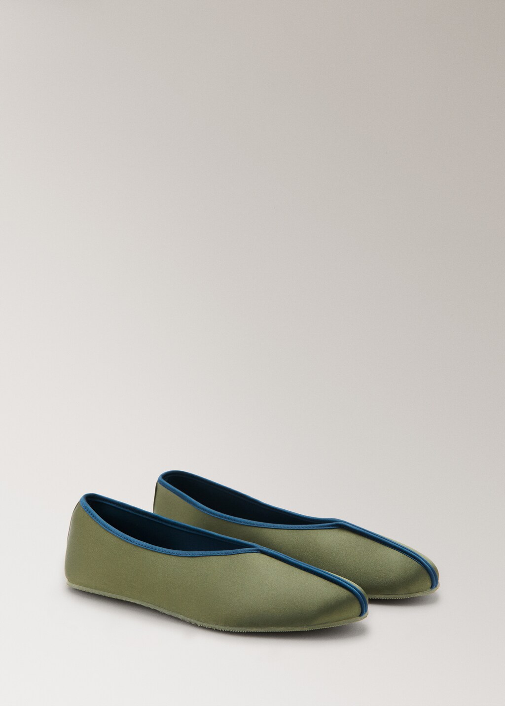 Satin ballet flats with contrast piping - image 4