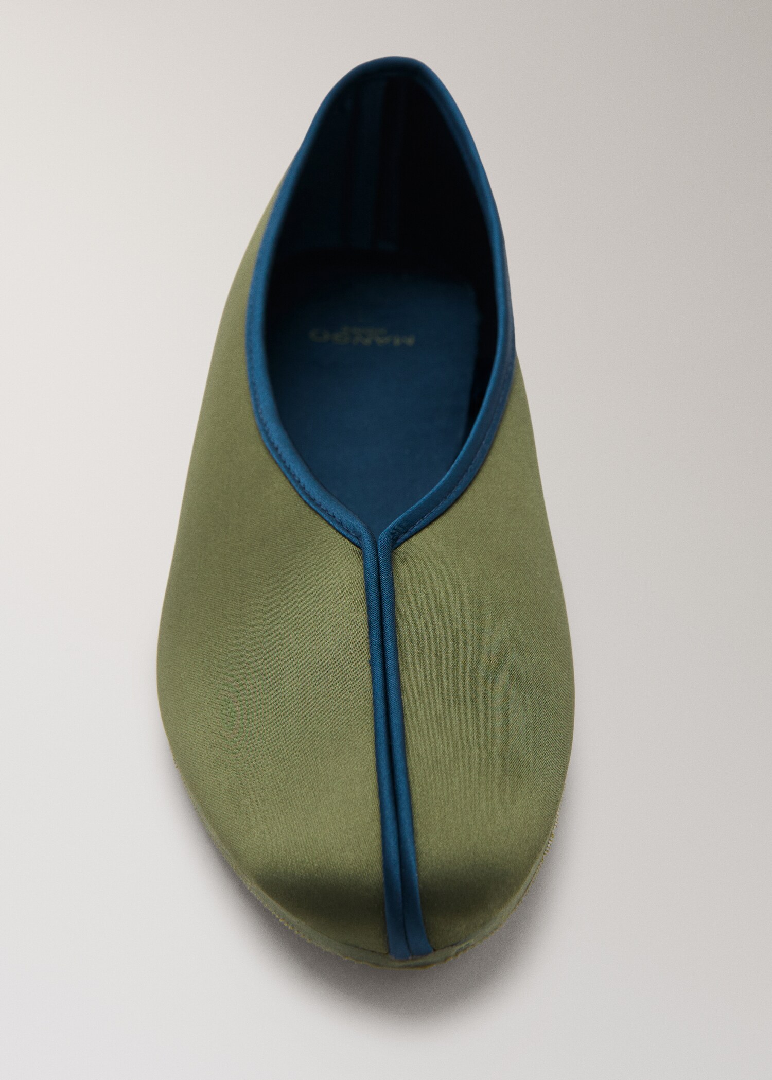 Satin ballet flats with contrast piping - Details of the article 2