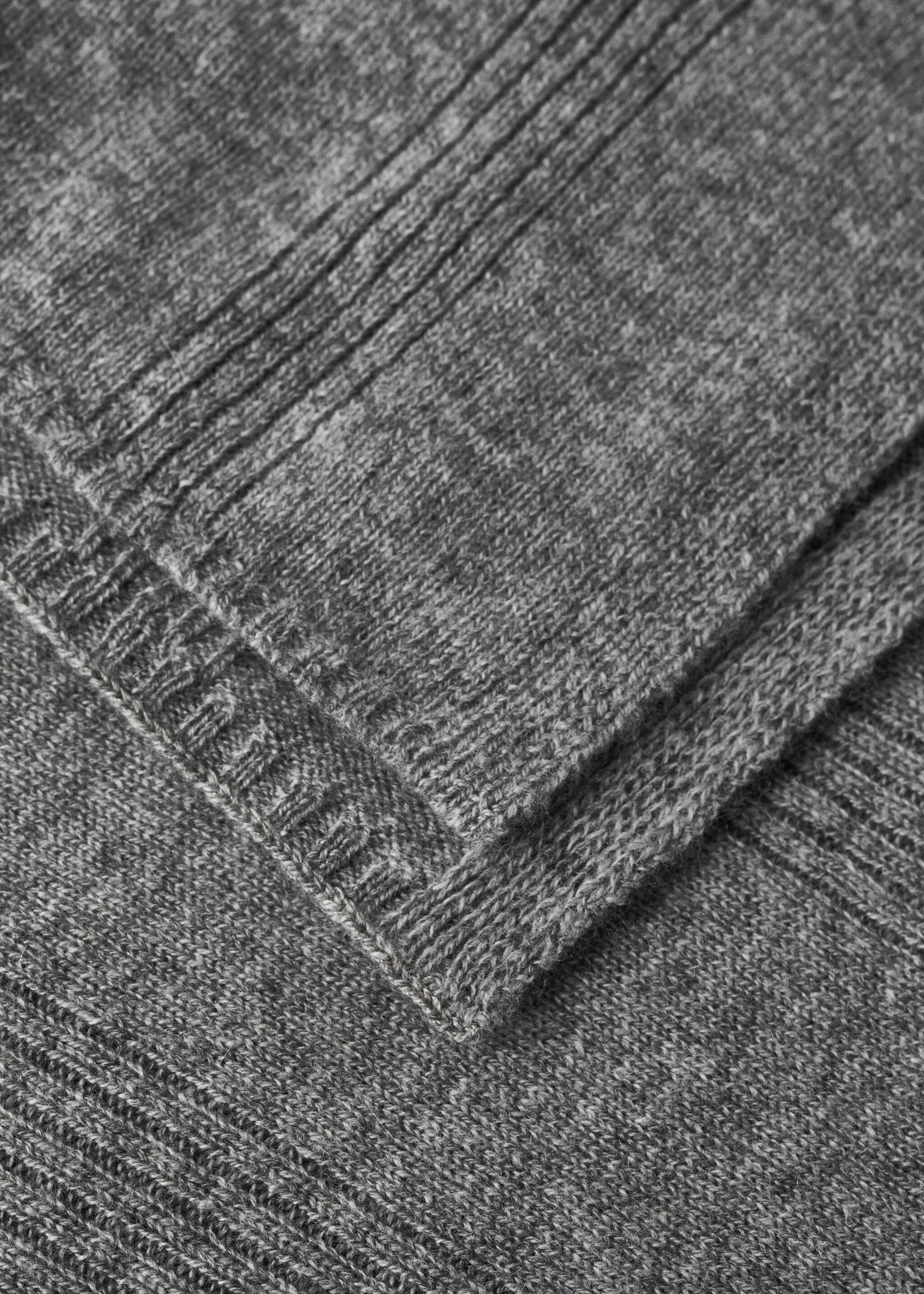 Kaschmir-Kinderdecke - Detail des Artikels 1, Grau. Ref: 27013332-00.