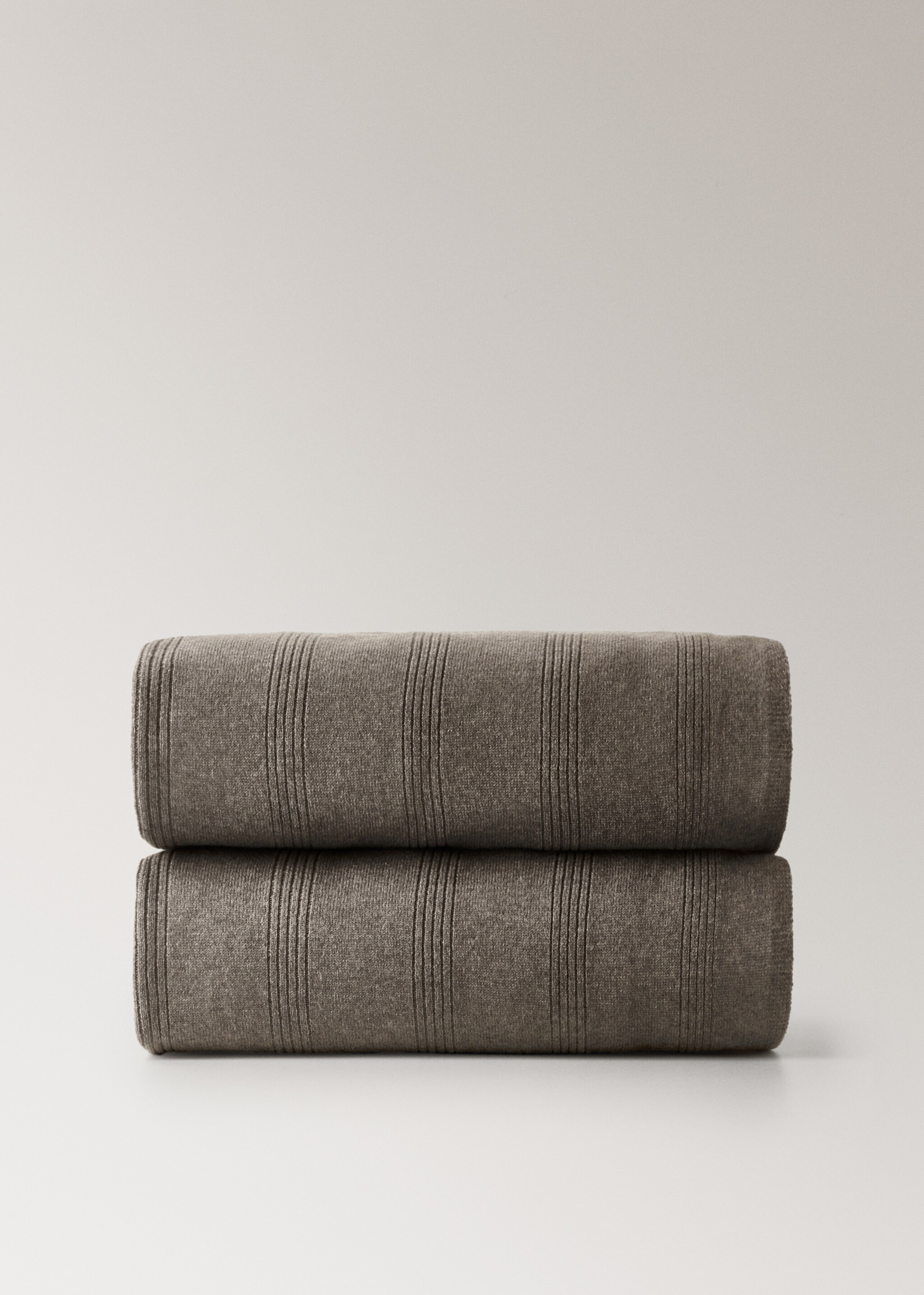 Children's cashmere throw - Article without model, Light/Pastel Brown. Ref: 27013332-00.