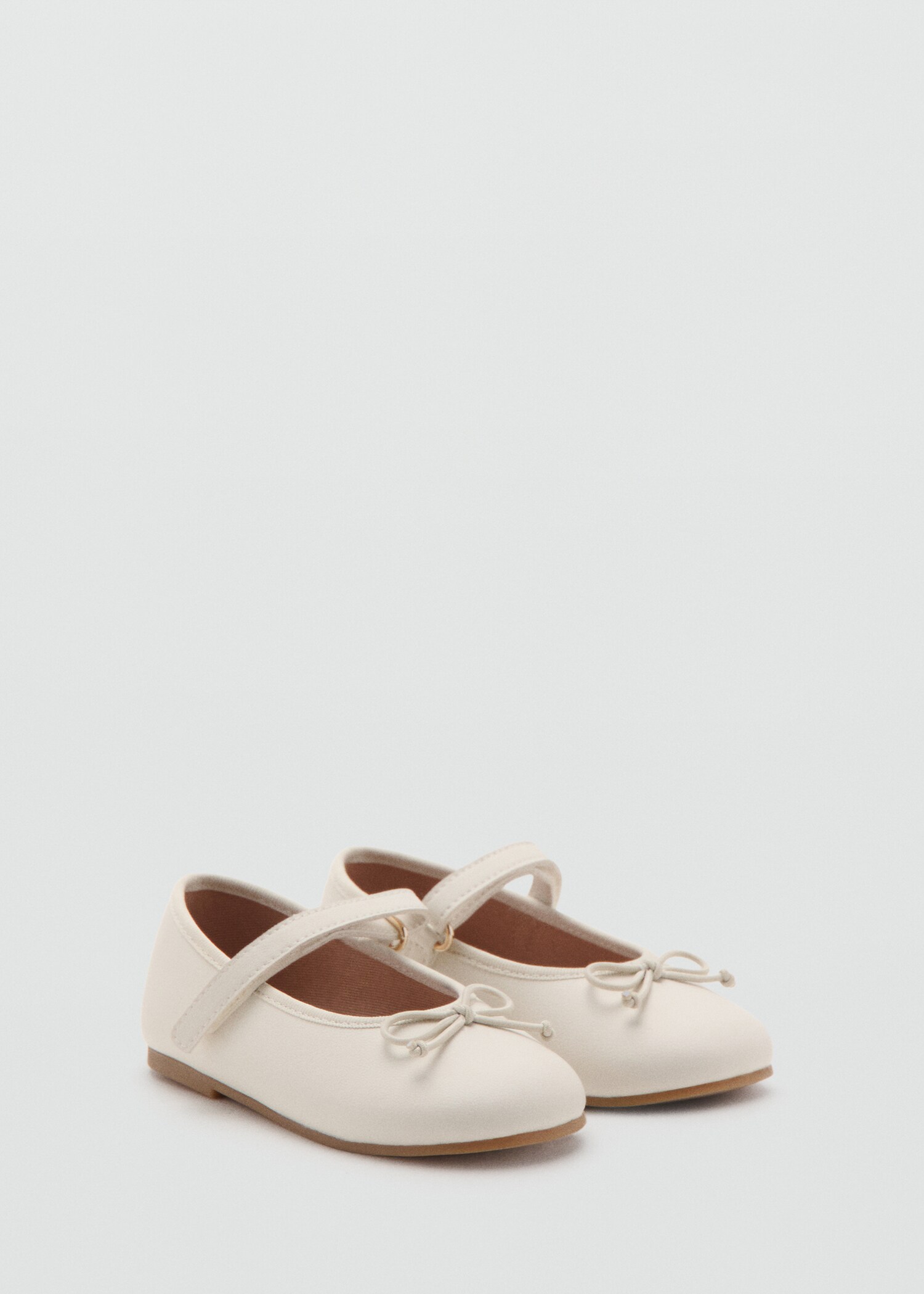 Baleríny s páskem a detailem mašličky - Náhled ve středové rovině