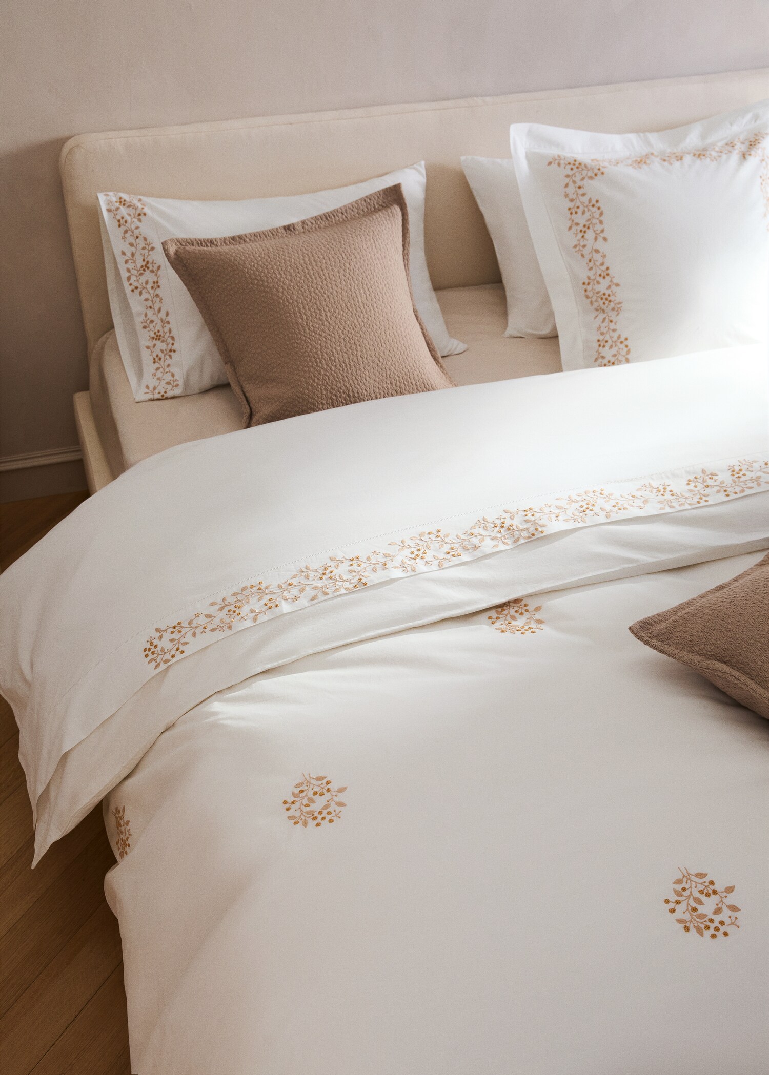 Percale cotton duvet cover with embroidered flowers for 150/160 cm bed - Details of the article 7