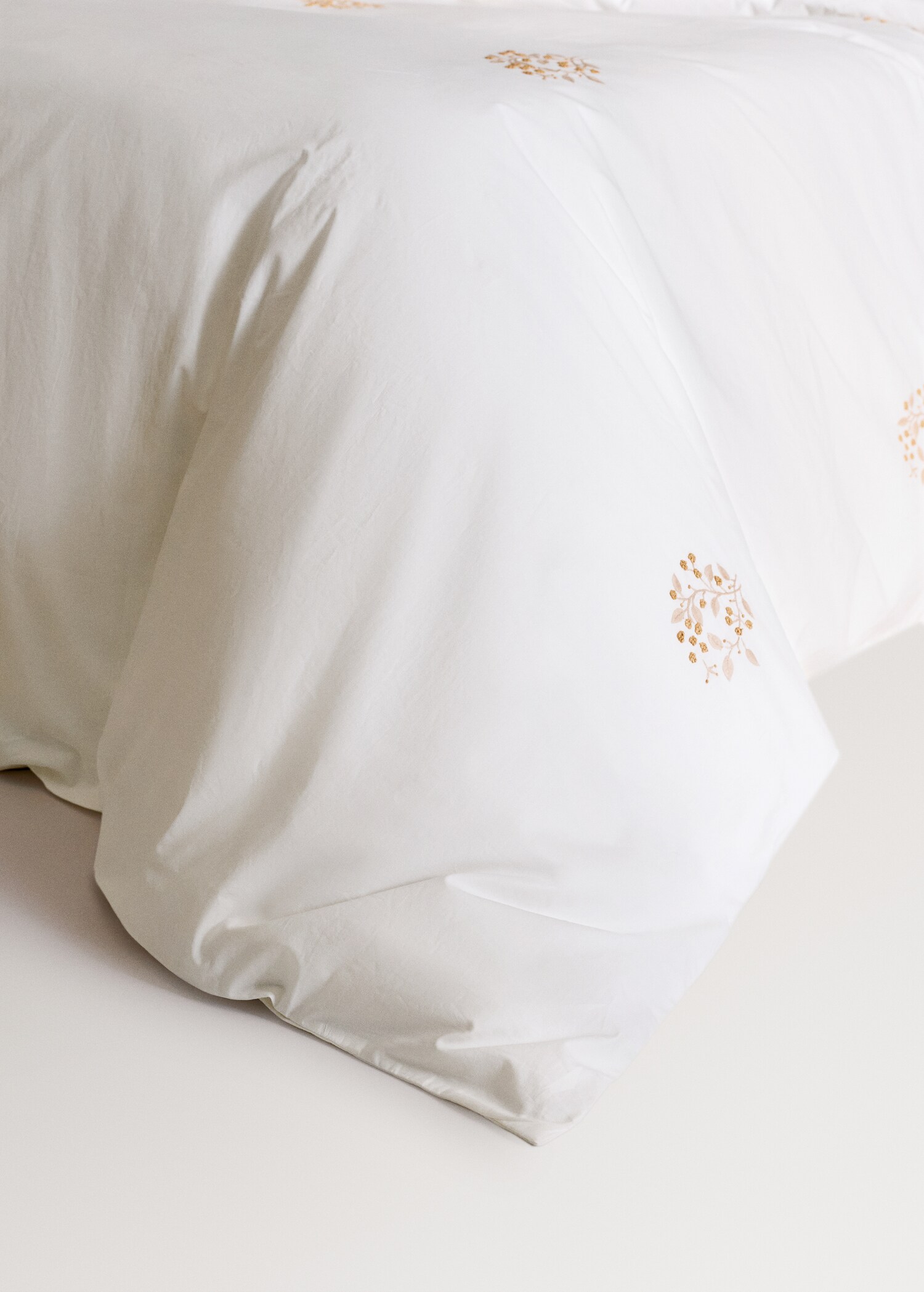 Percale cotton duvet cover with embroidered flowers for 150/160 cm bed - Details of the article 8