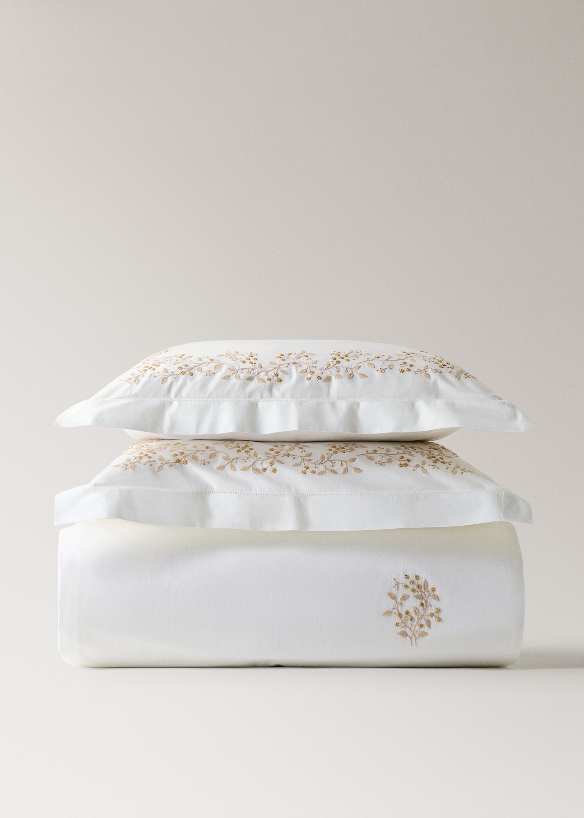 Bettbezug aus Baumwoll-Perkal mit Blumenstickerei für 180/200 cm Bett - Artikel ohne Model, Pastellorange. Ref: 27013724-00.