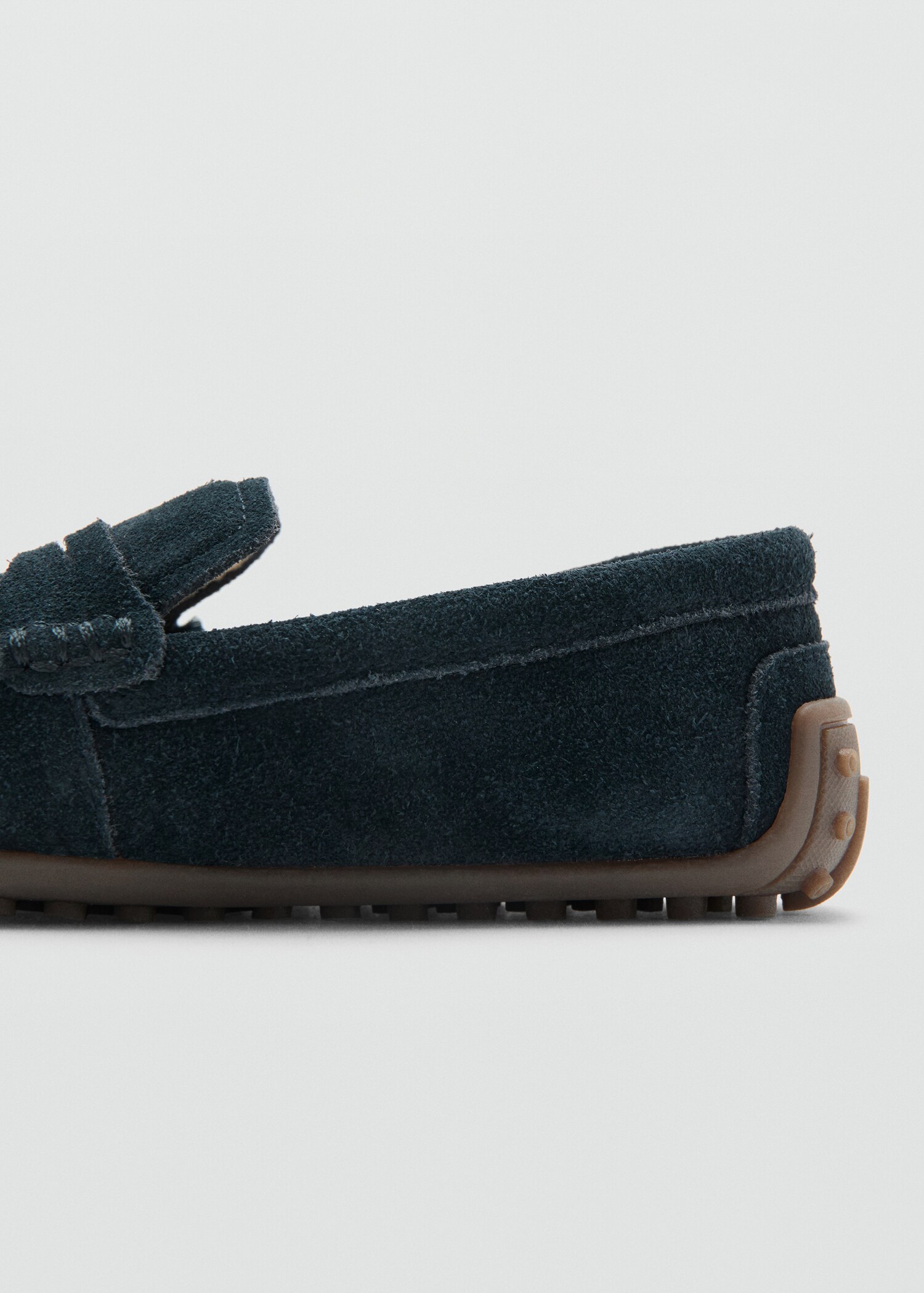 Suede-effect moccasin - Details of the article 1