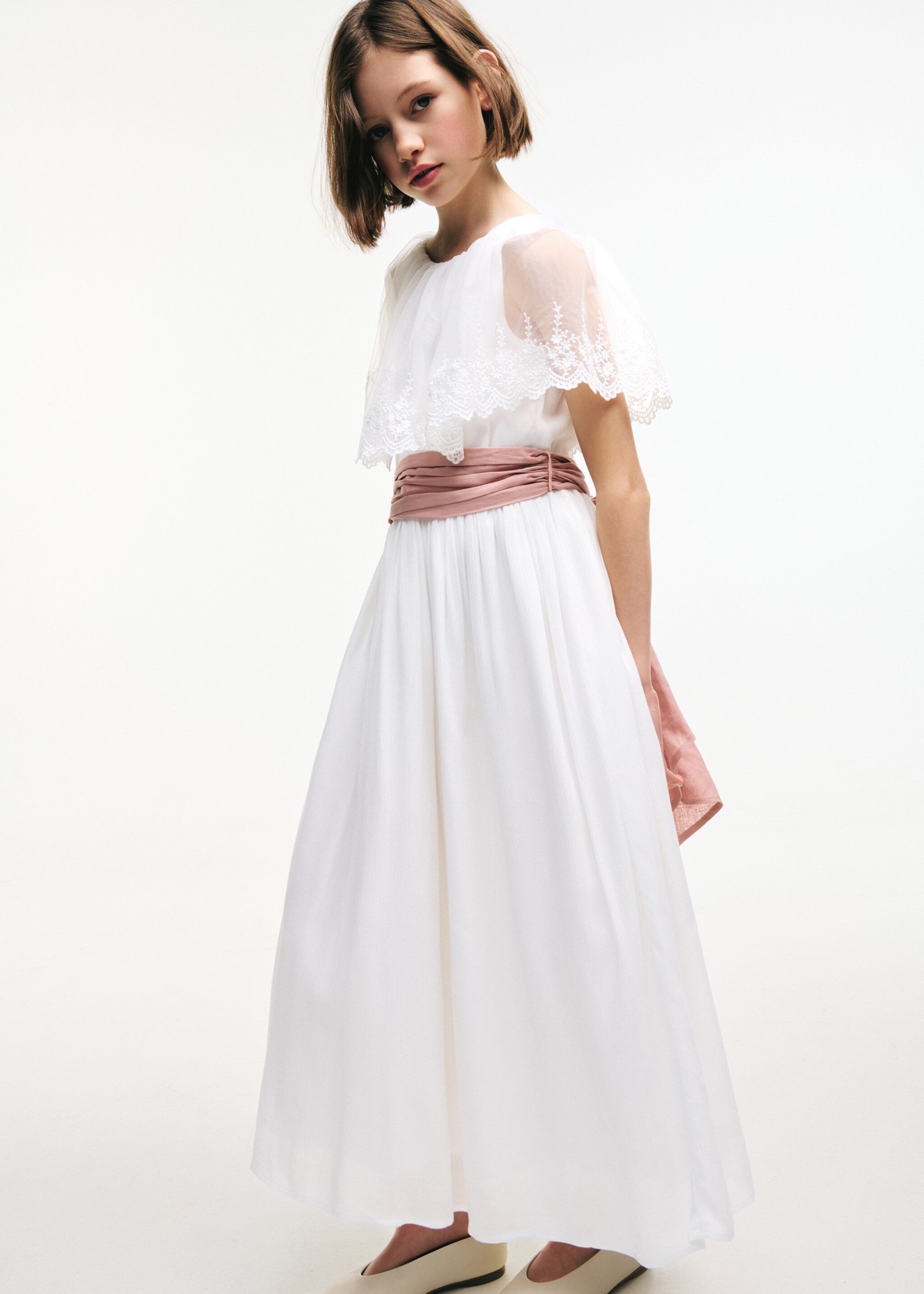 Robe en lin avec un nœud - Détail de l'article 5, Blanc. Ref: 27013739-00.