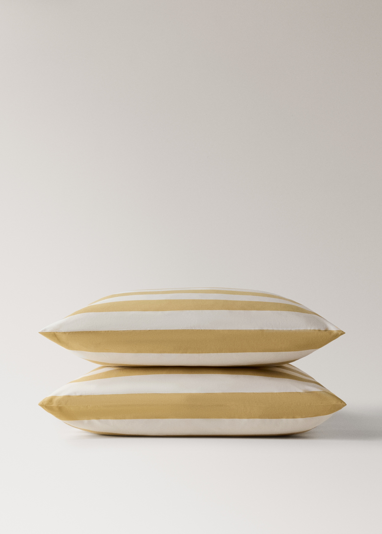 Twee kussenslopen van perkal-katoen, 200 draden, met brede strepen in Kodak-kleuren 60×60 cm - Detail van het artikel 3