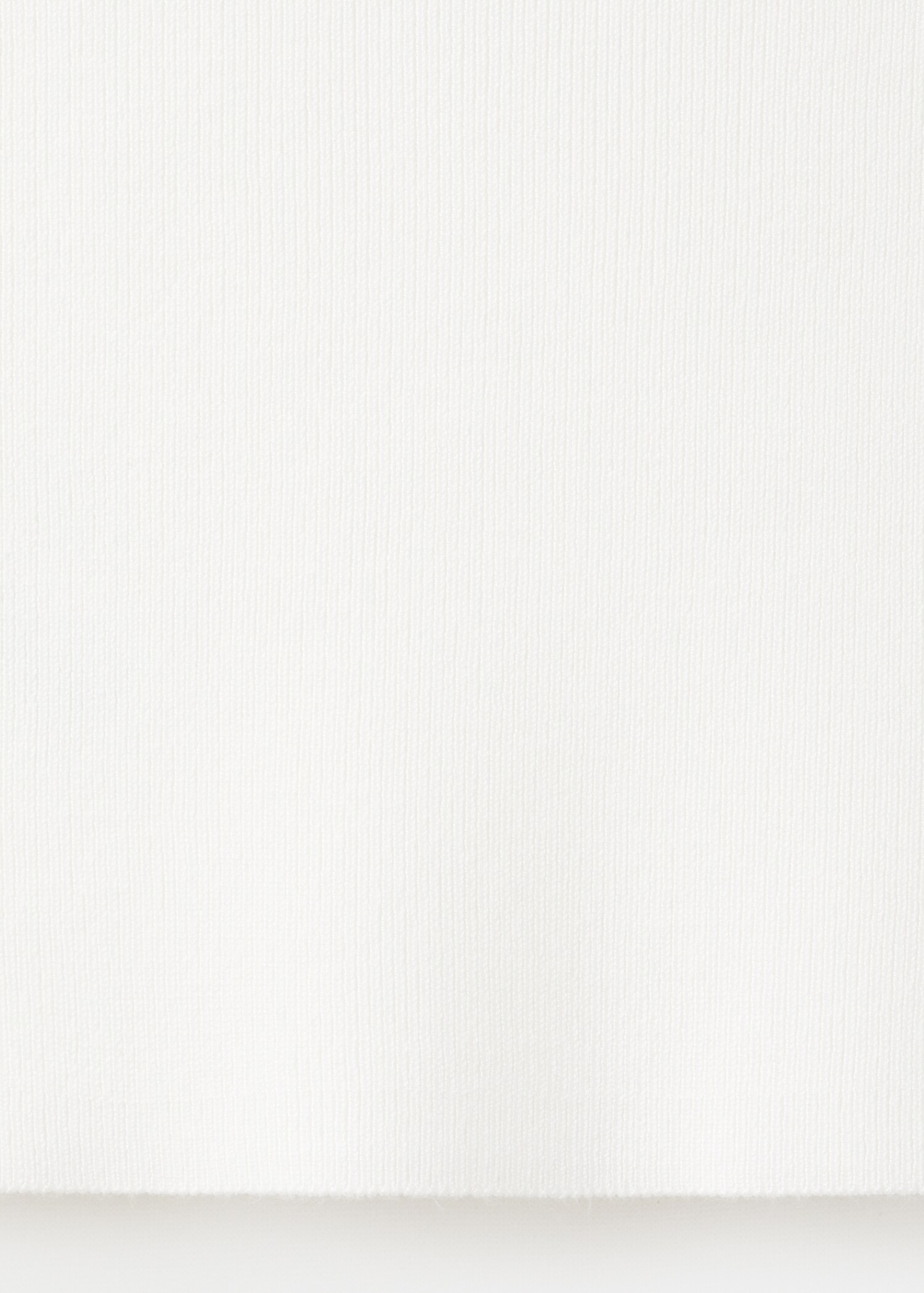 Fitted crop top - Details of the article 0