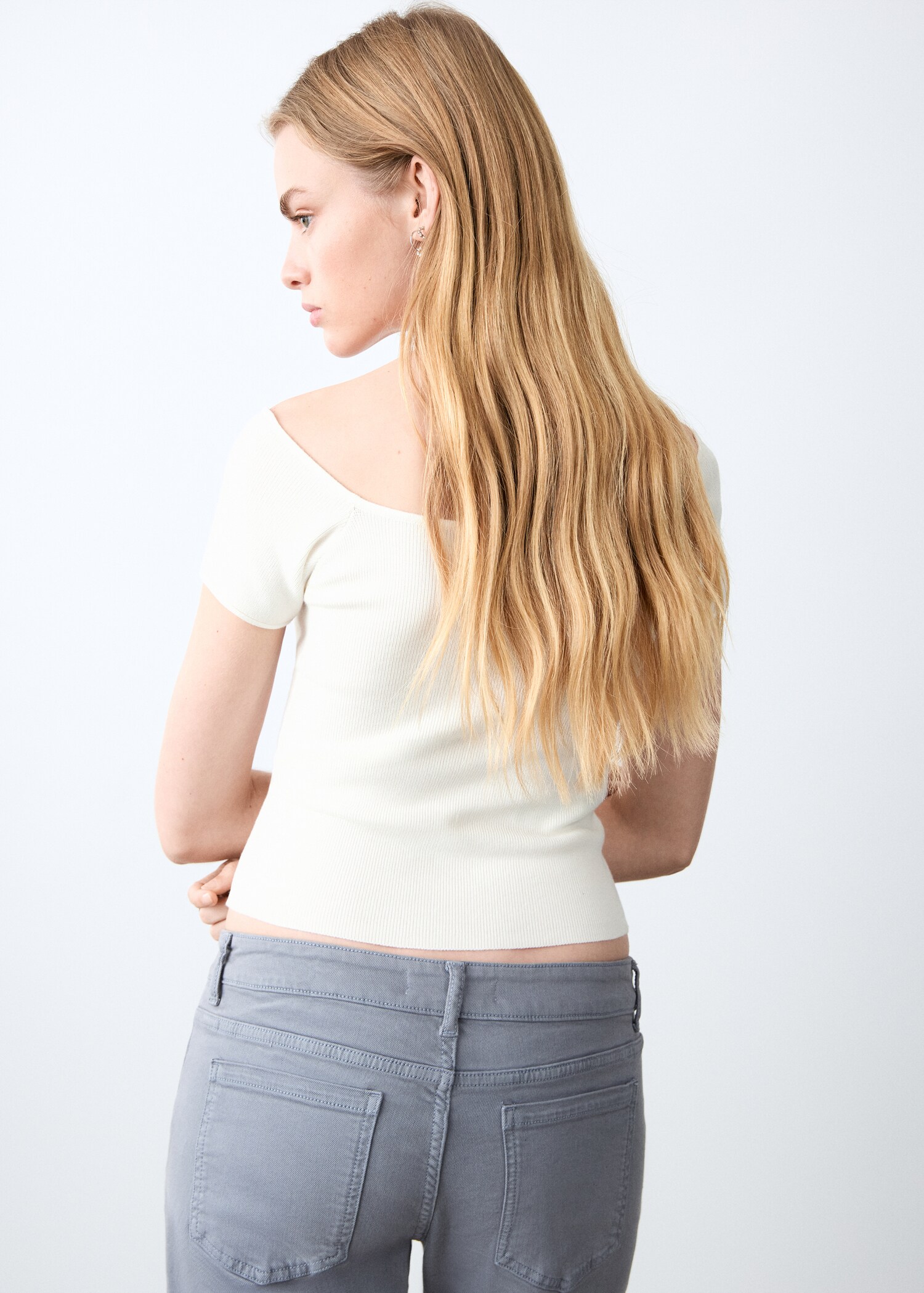 Fitted crop top - Reverse of the article