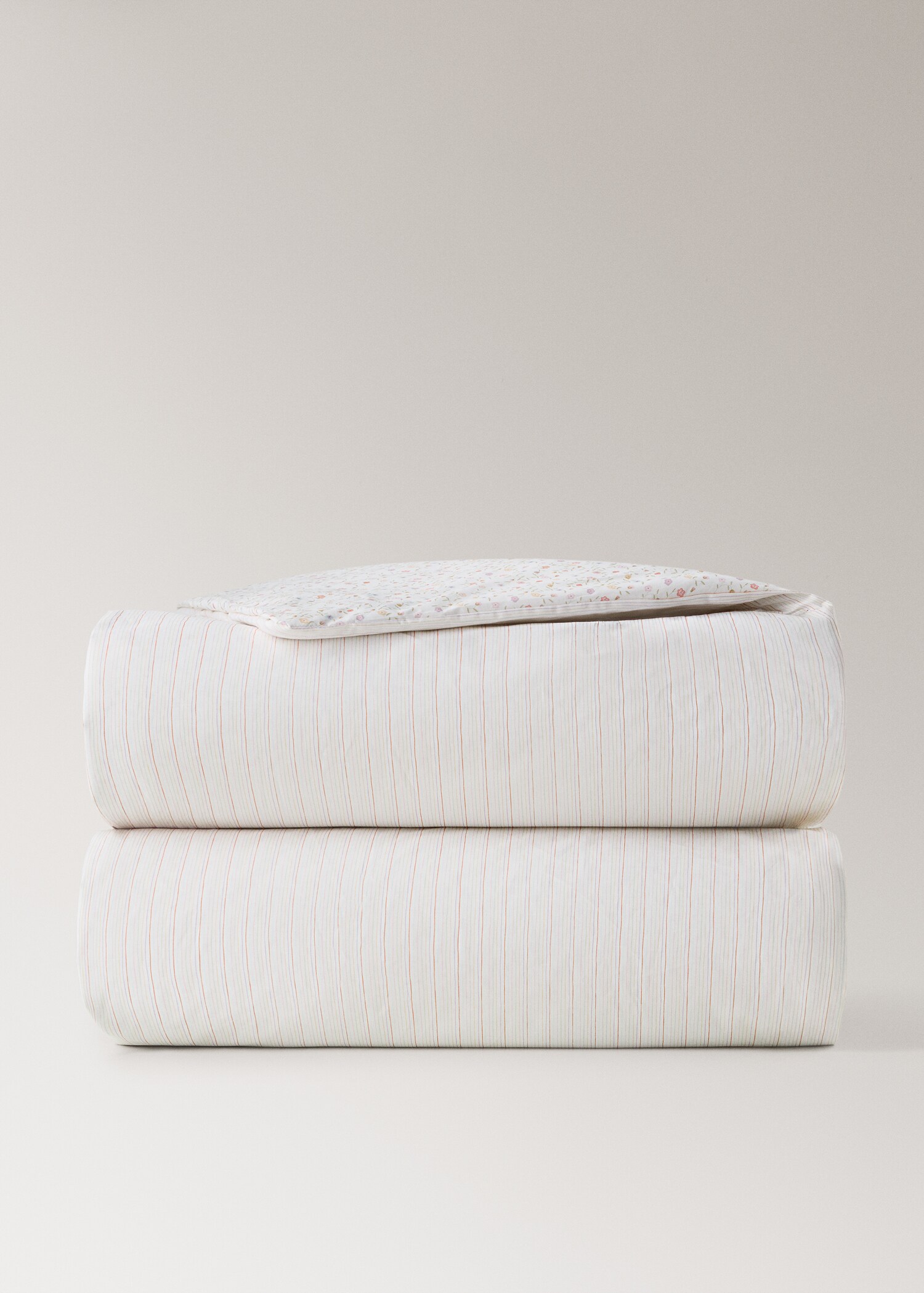 Reversible children's duvet cover with stripes and flowers Queen Bed - Details of the article 3