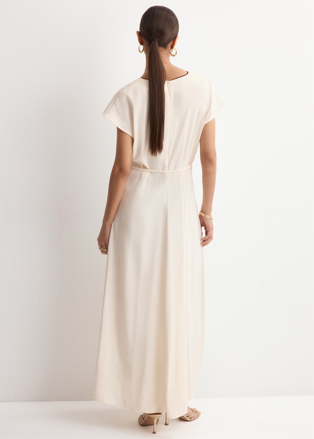 Belt detail dress - image 3