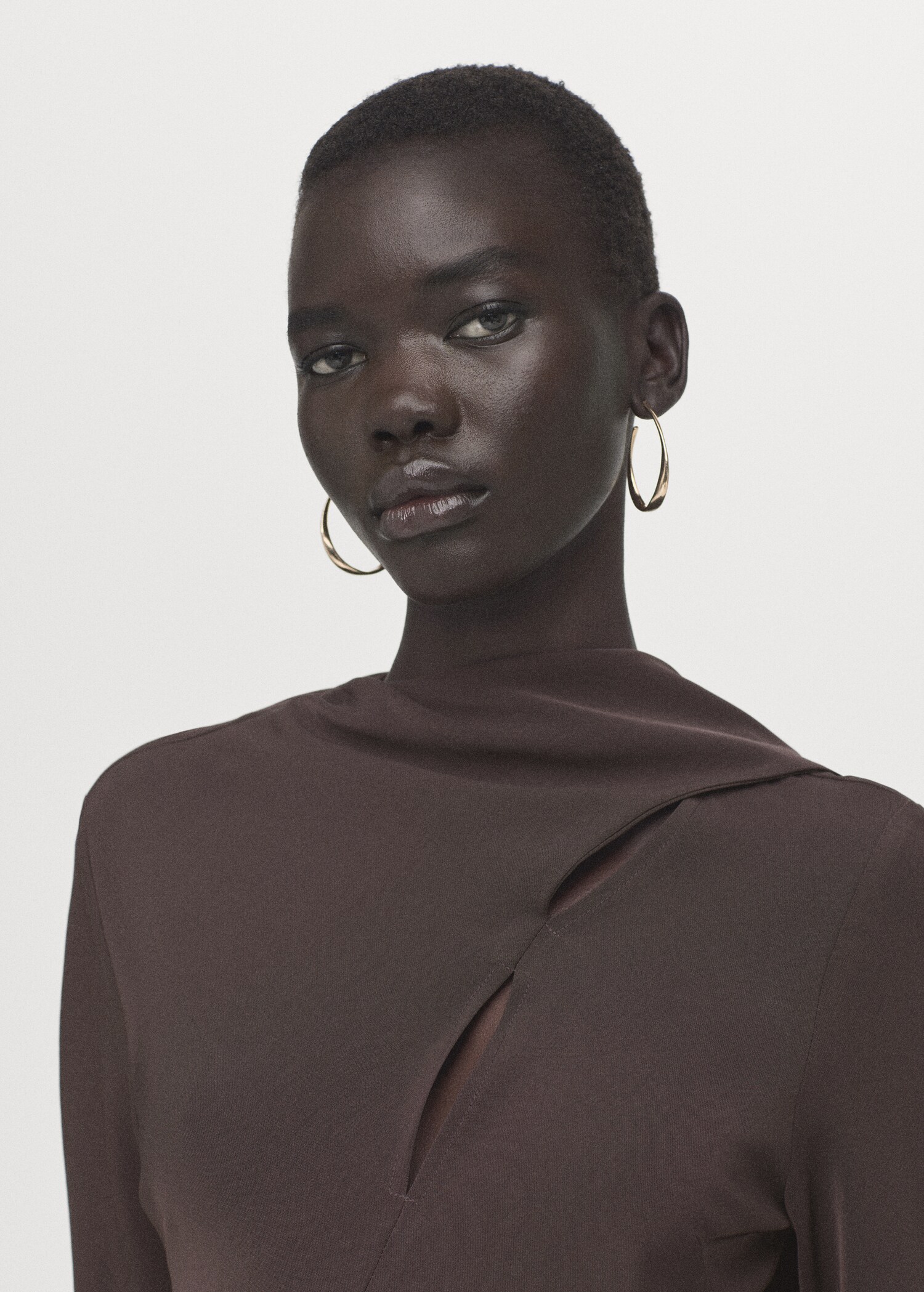 Vestido evasê com echarpe - Pormenor do artigo 1