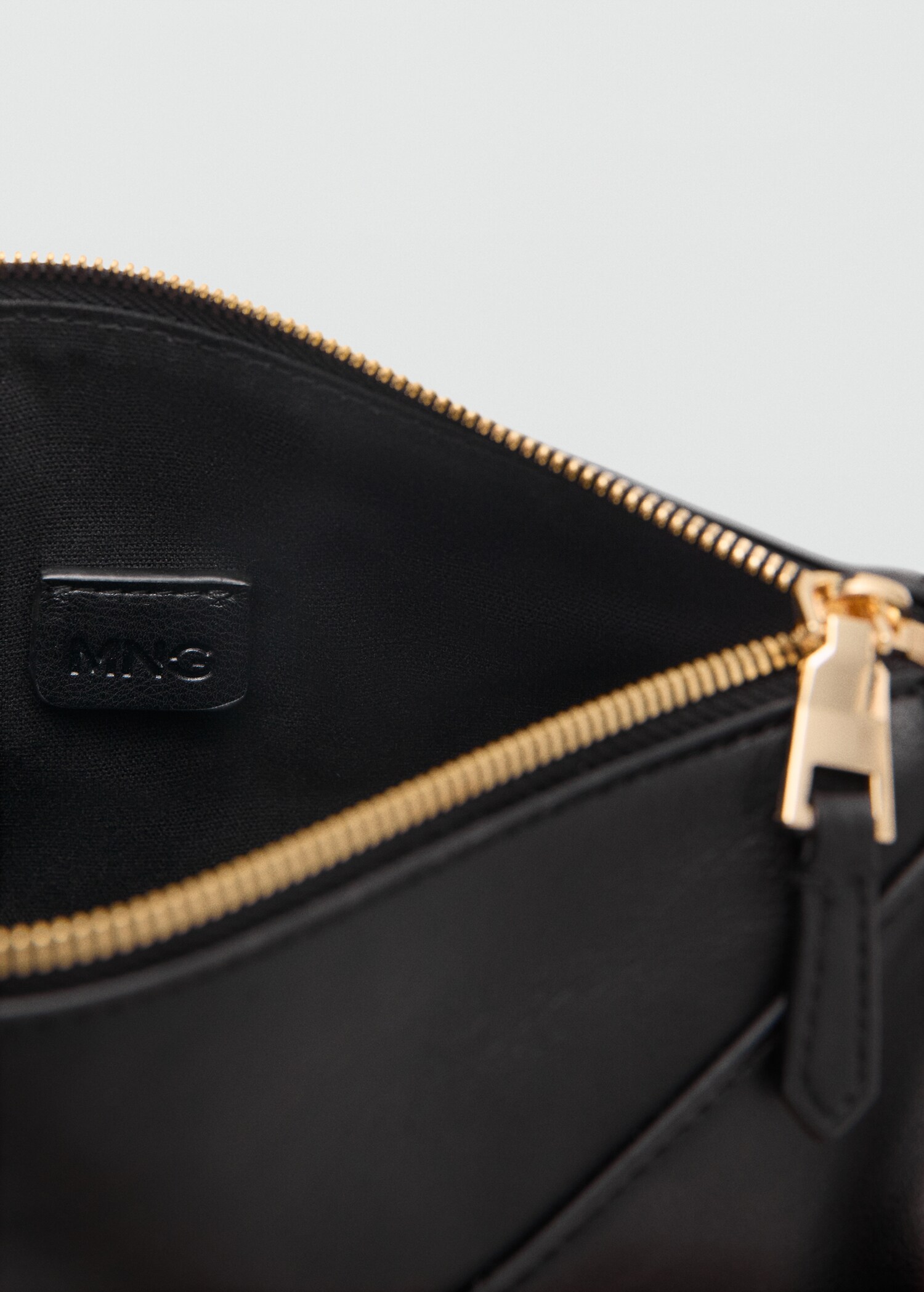 Rectangular crossbody bag - Details of the article 2
