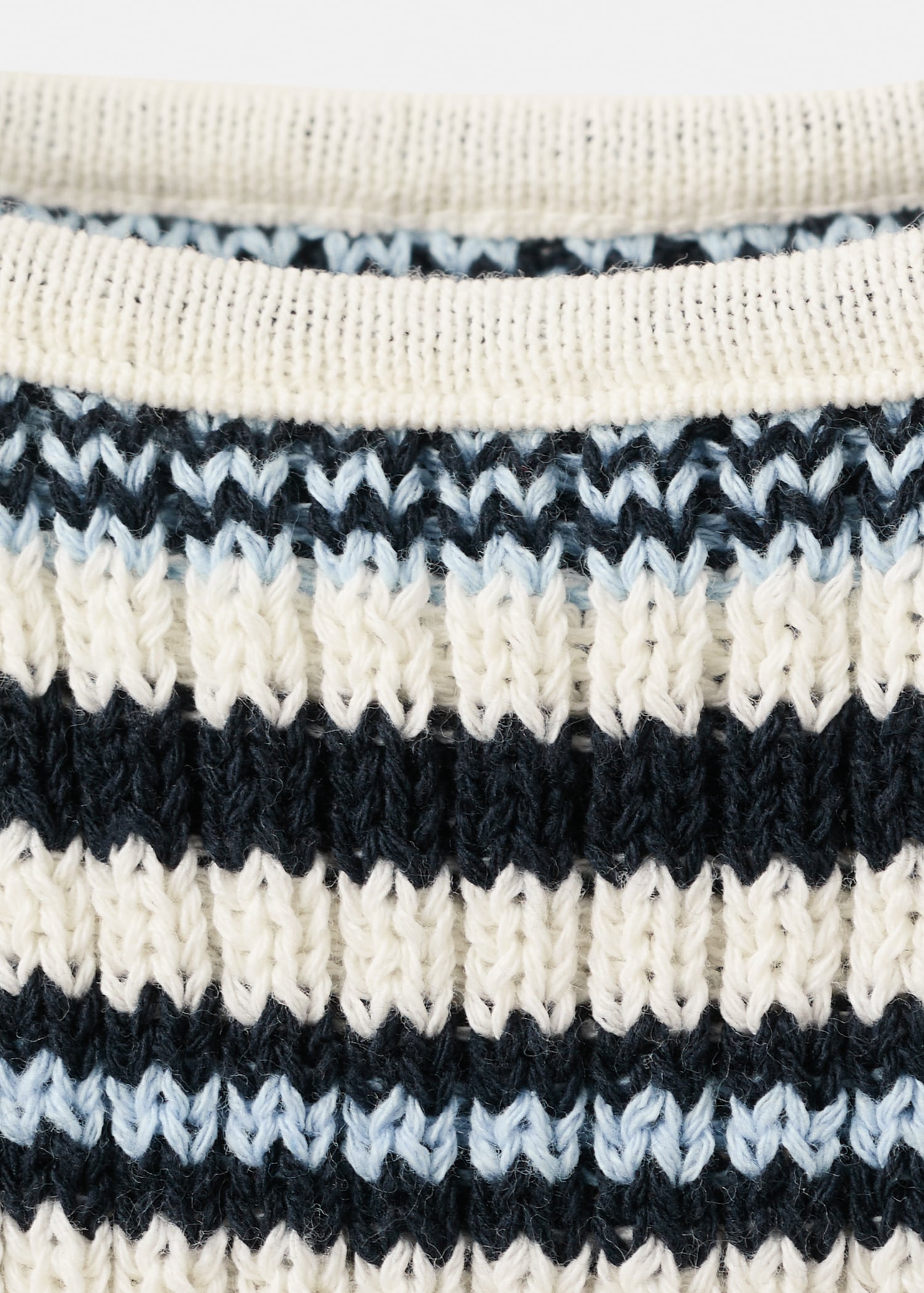 Striped knitted fitted top - Details of the article 0